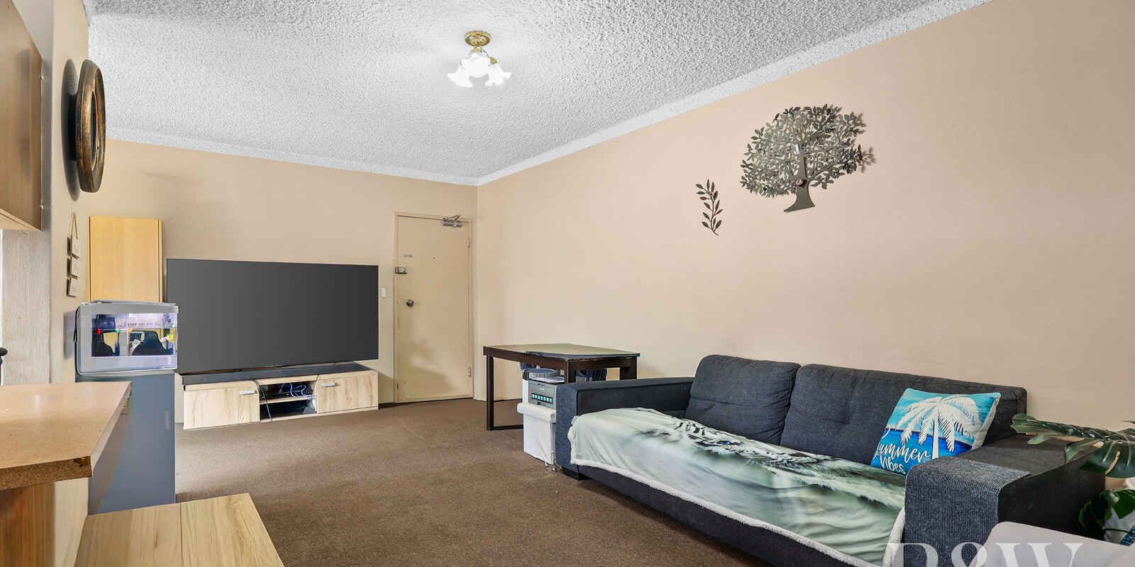 20/57 JACARANDA AVENUE Bradbury