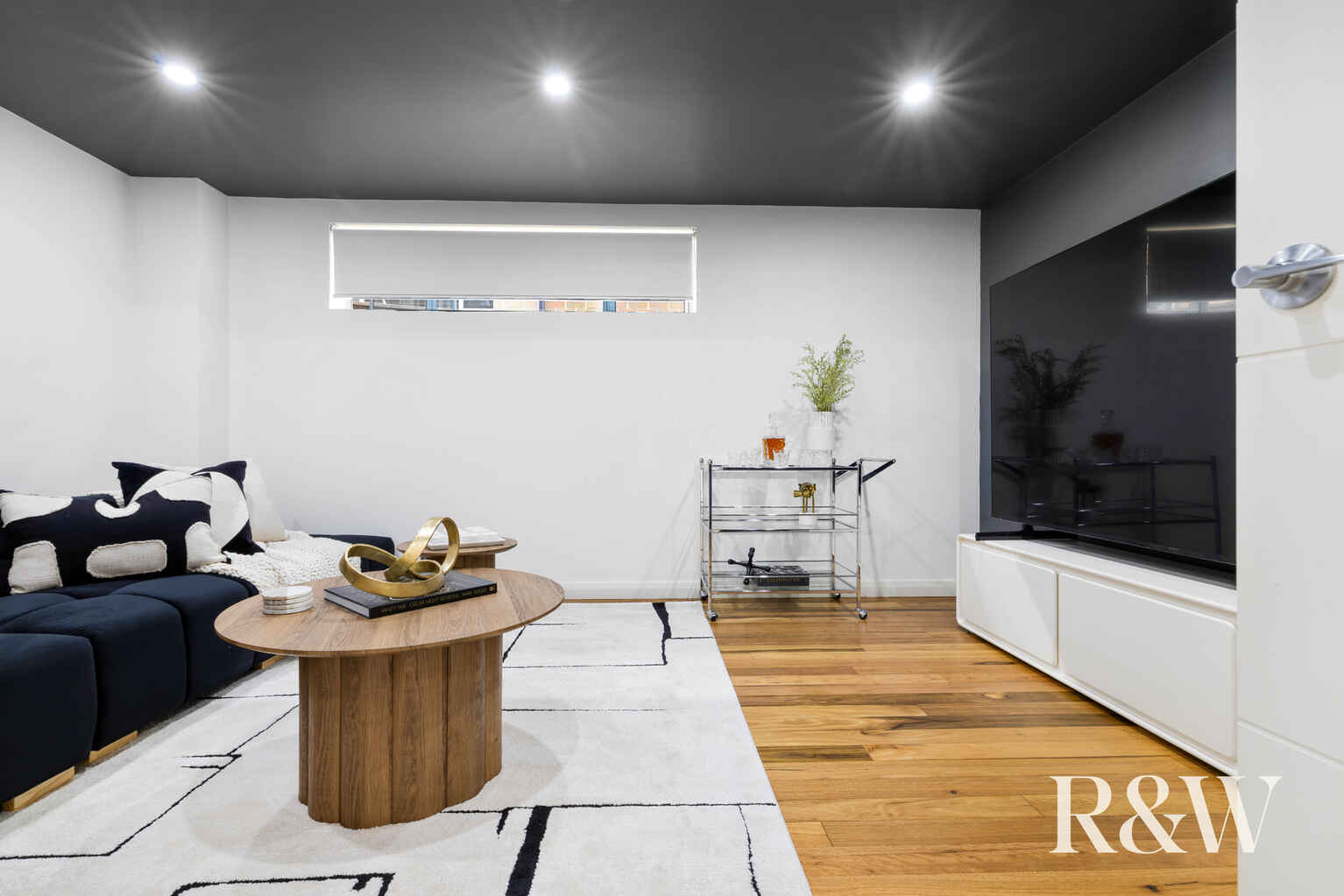 8 Jarvisfield Place Macquarie Links