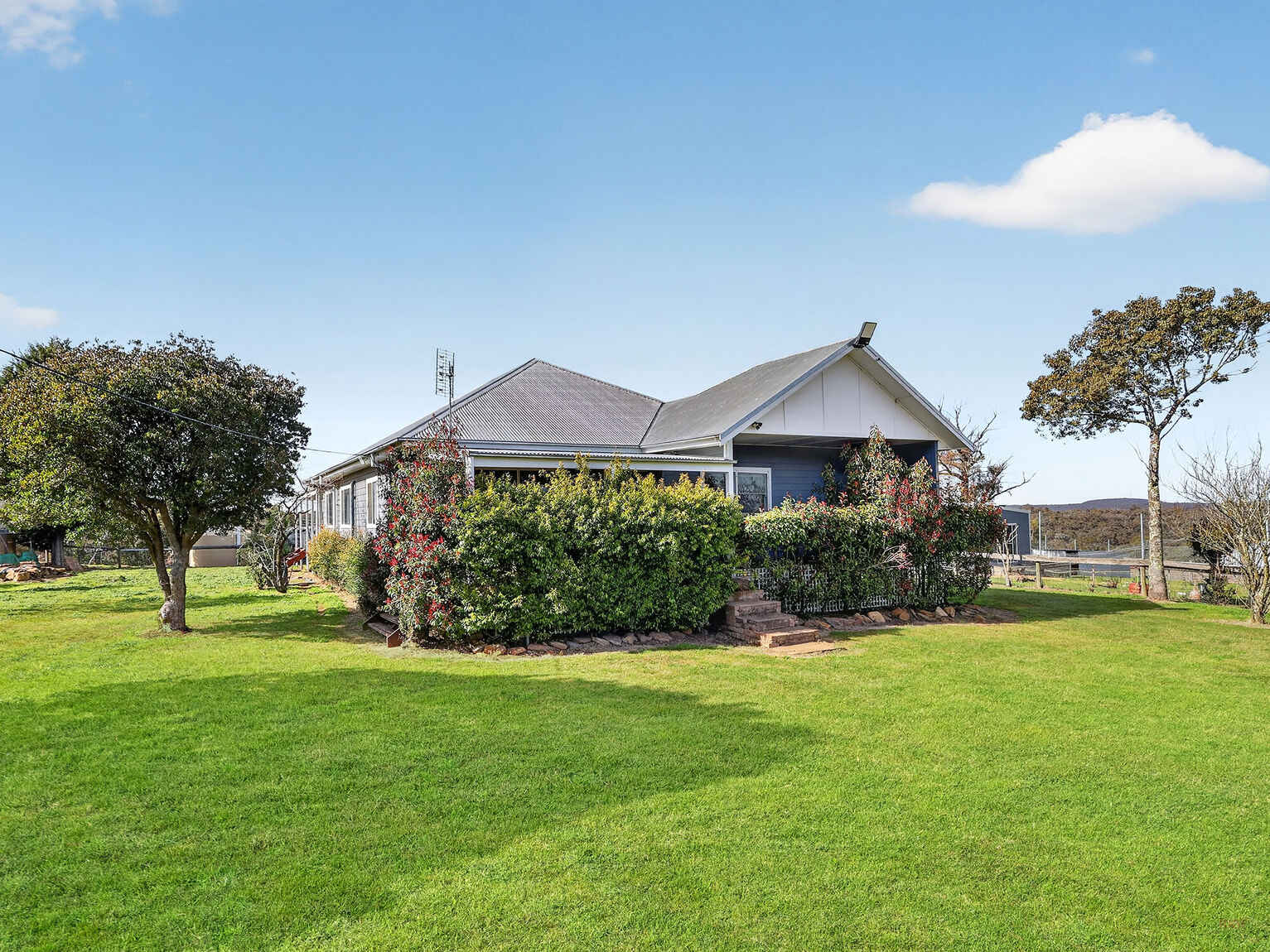2200 Canyonleigh Road Canyonleigh 2200 Canyonleigh Road Canyonleigh