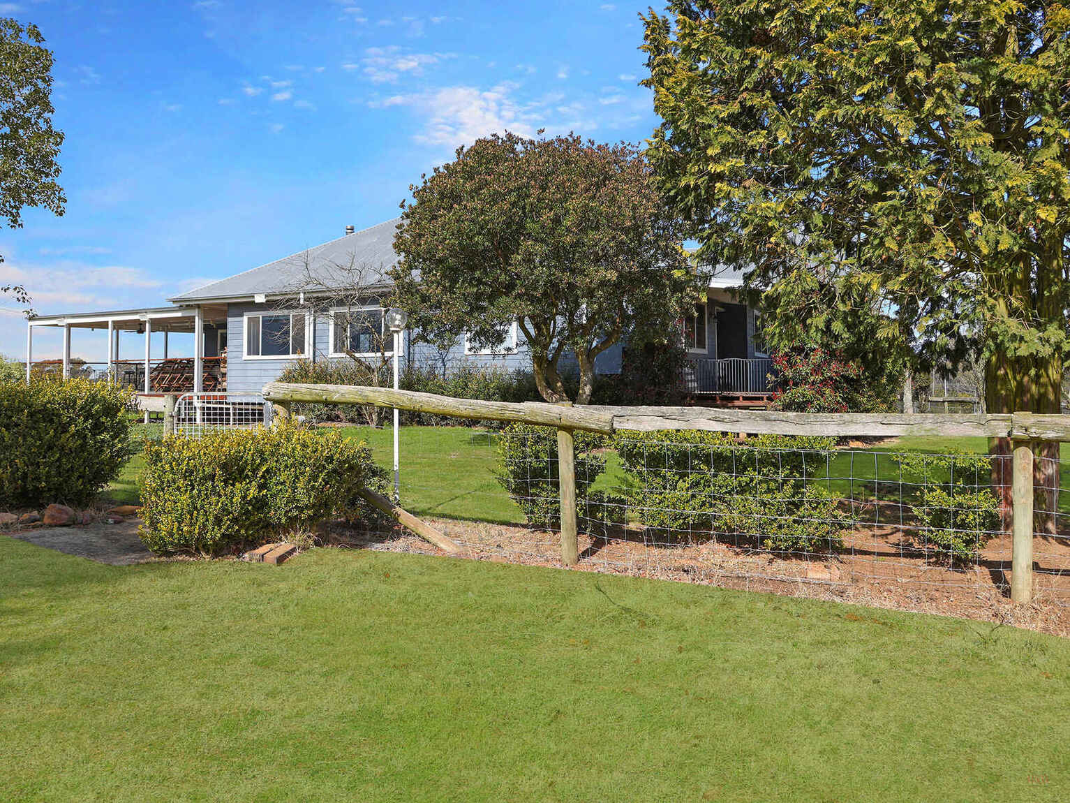 2200 Canyonleigh Road Canyonleigh 2200 Canyonleigh Road Canyonleigh