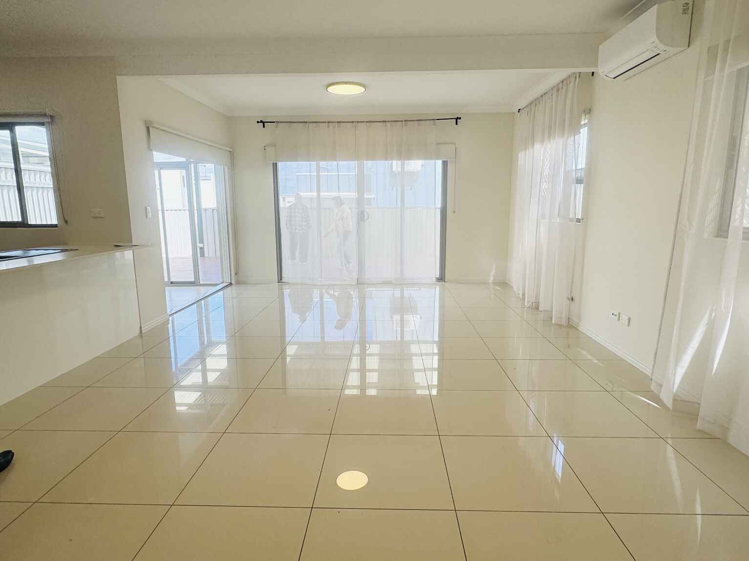 4 Boorea Way Villawood