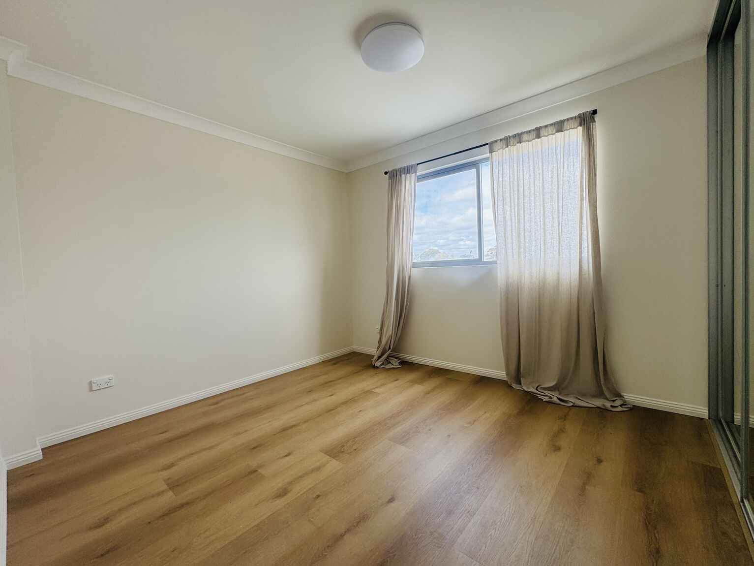 4 Boorea Way Villawood