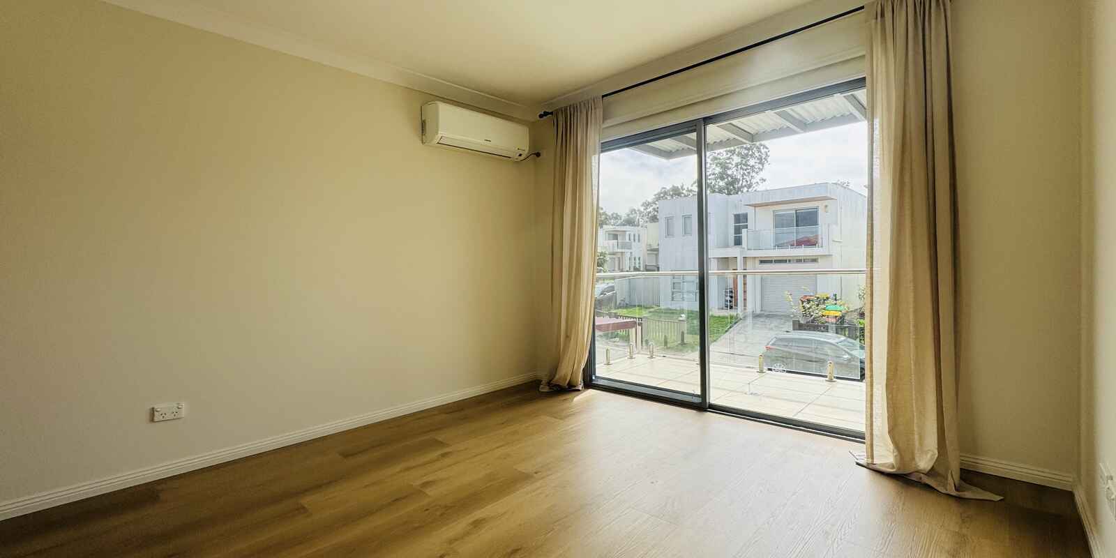 4 Boorea Way Villawood