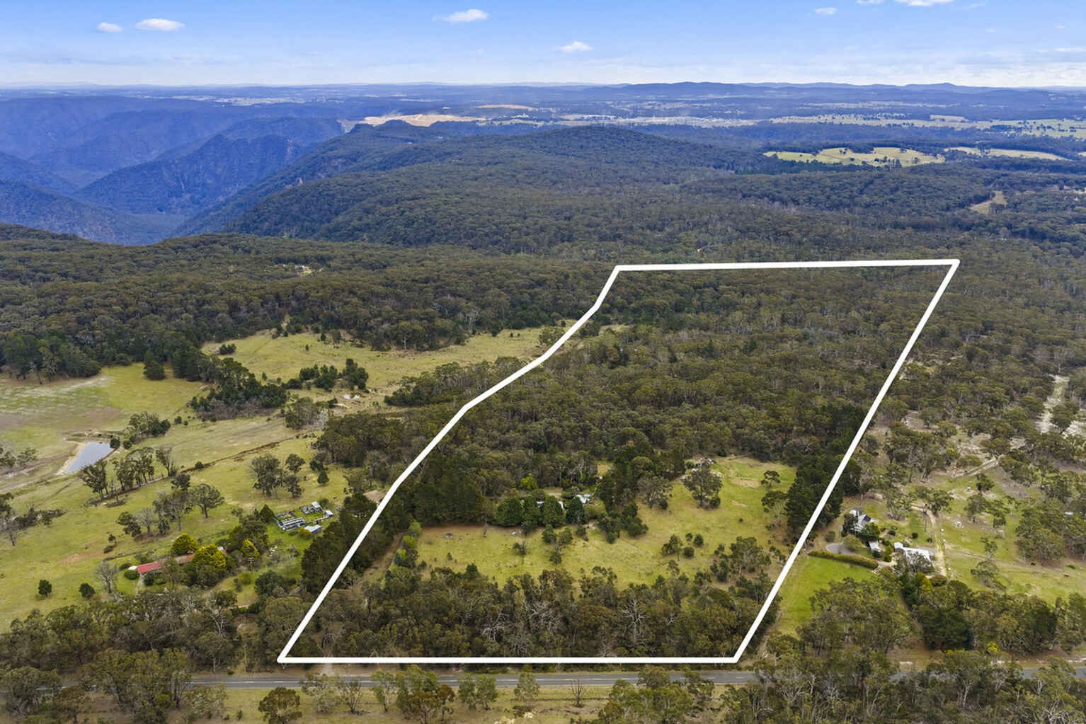 240 Caoura Road Tallong Marulan 240 Caoura Road Tallong Marulan