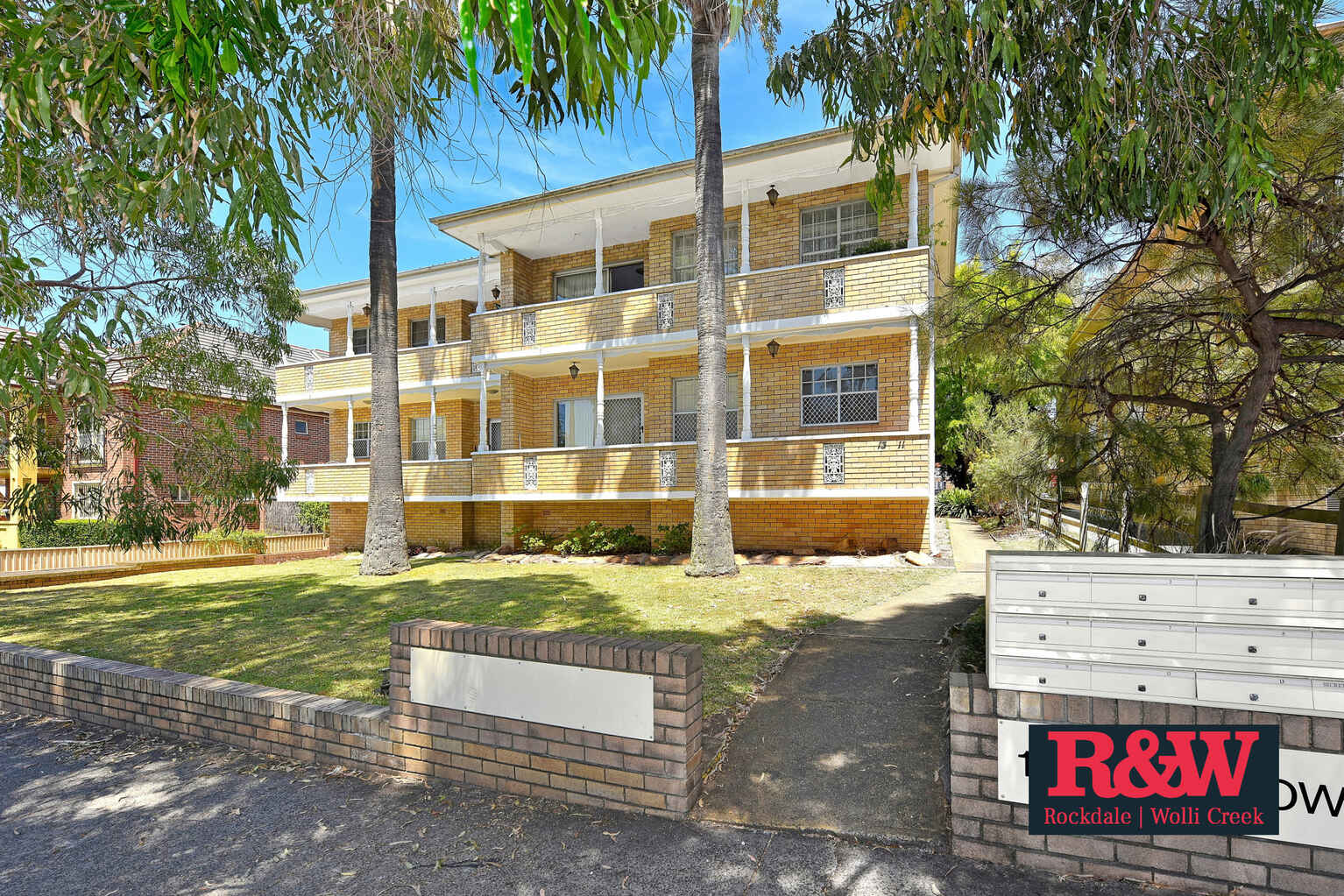 12/11-13 Harrow Road Bexley
