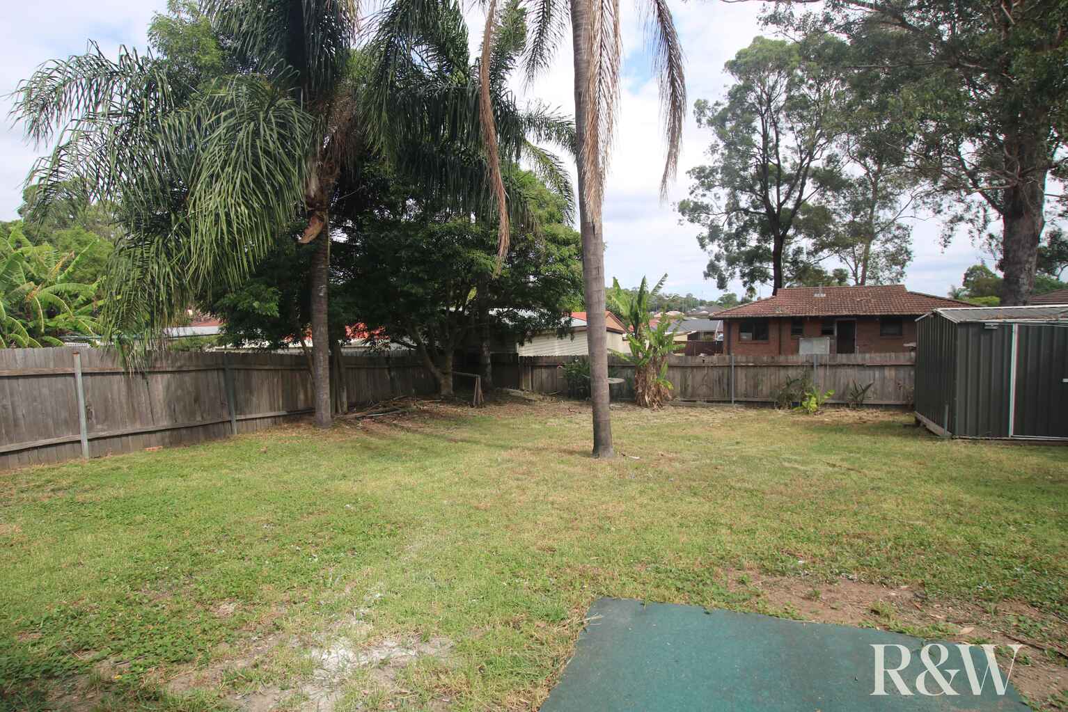 4 Melkarth Place Doonside