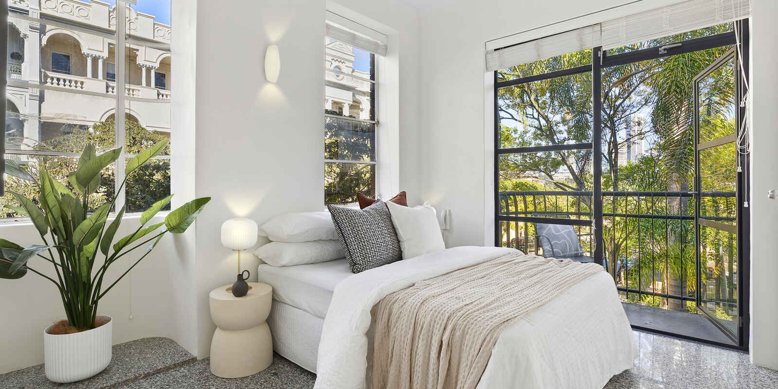 13/10 Challis Avenue Potts Point 13/10 Challis Avenue Potts Point