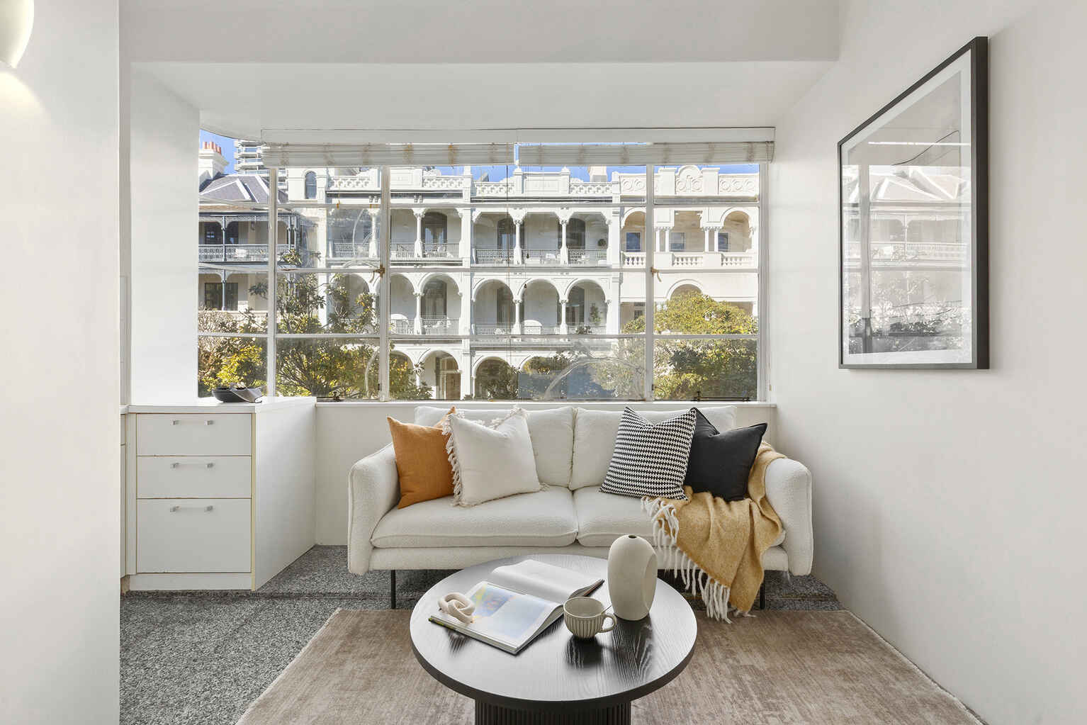 13/10 Challis Avenue Potts Point 13/10 Challis Avenue Potts Point