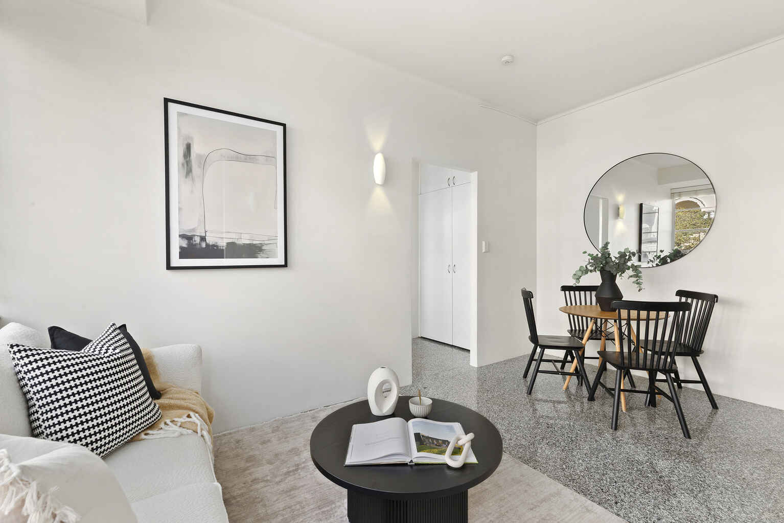 13/10 Challis Avenue Potts Point 13/10 Challis Avenue Potts Point