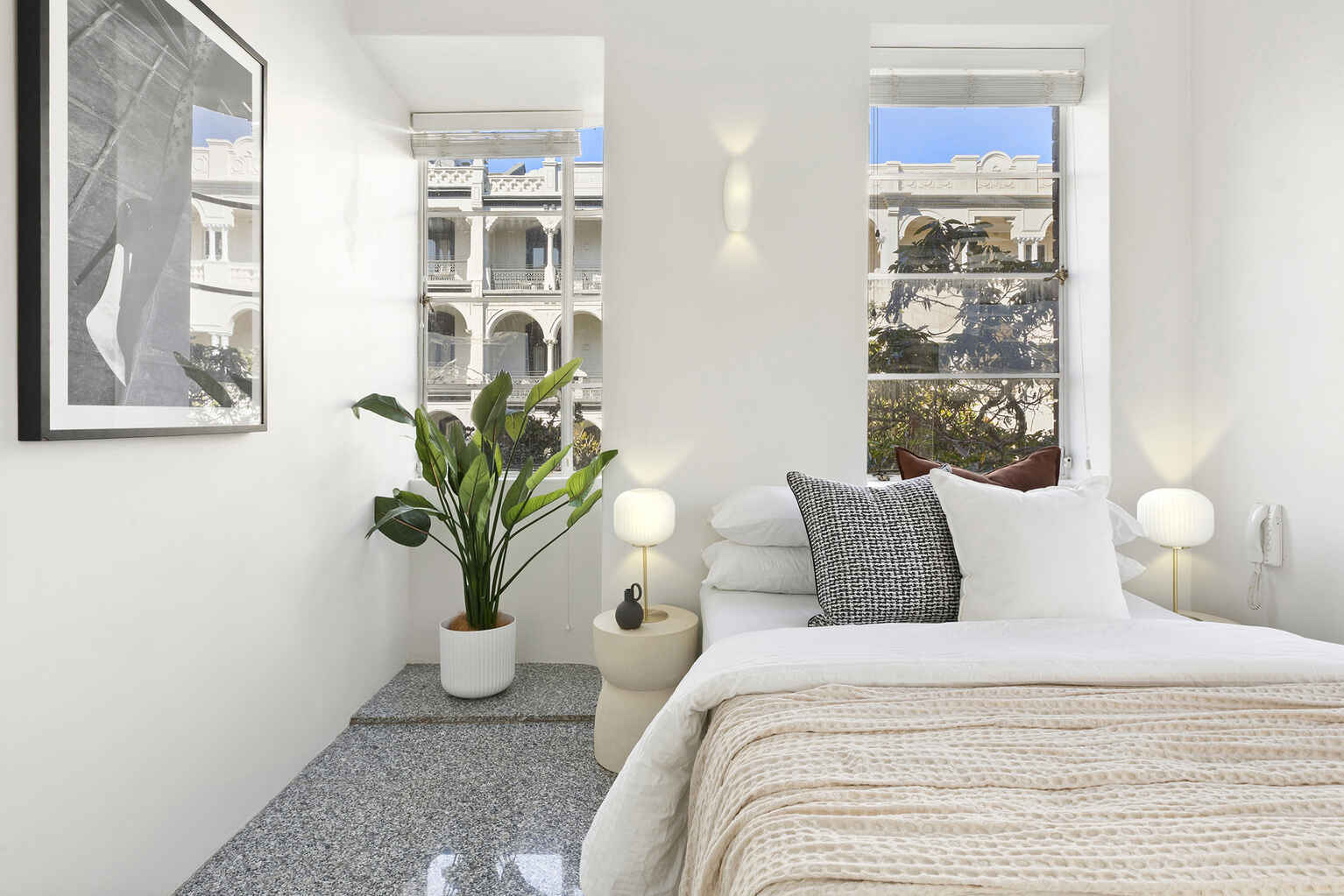 13/10 Challis Avenue Potts Point 13/10 Challis Avenue Potts Point