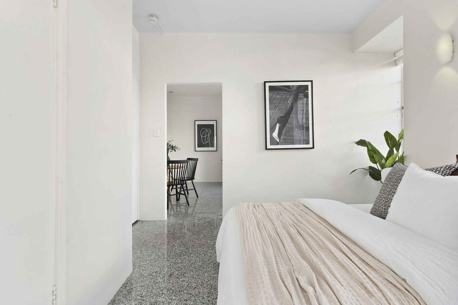 13/10 Challis Avenue Potts Point 13/10 Challis Avenue Potts Point