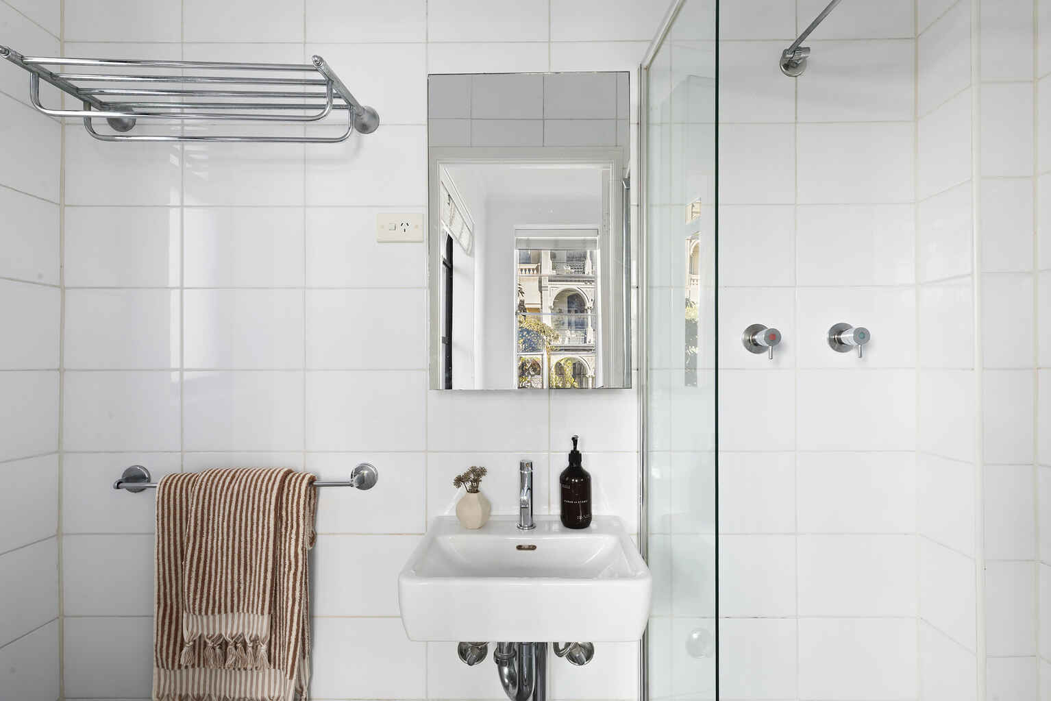 13/10 Challis Avenue Potts Point 13/10 Challis Avenue Potts Point