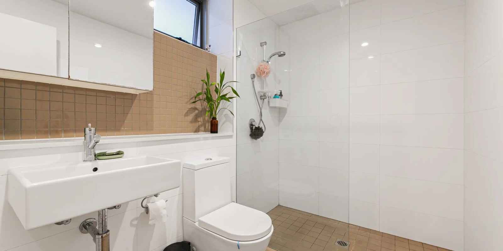 204D/359 Illawarra Road  Marrickville