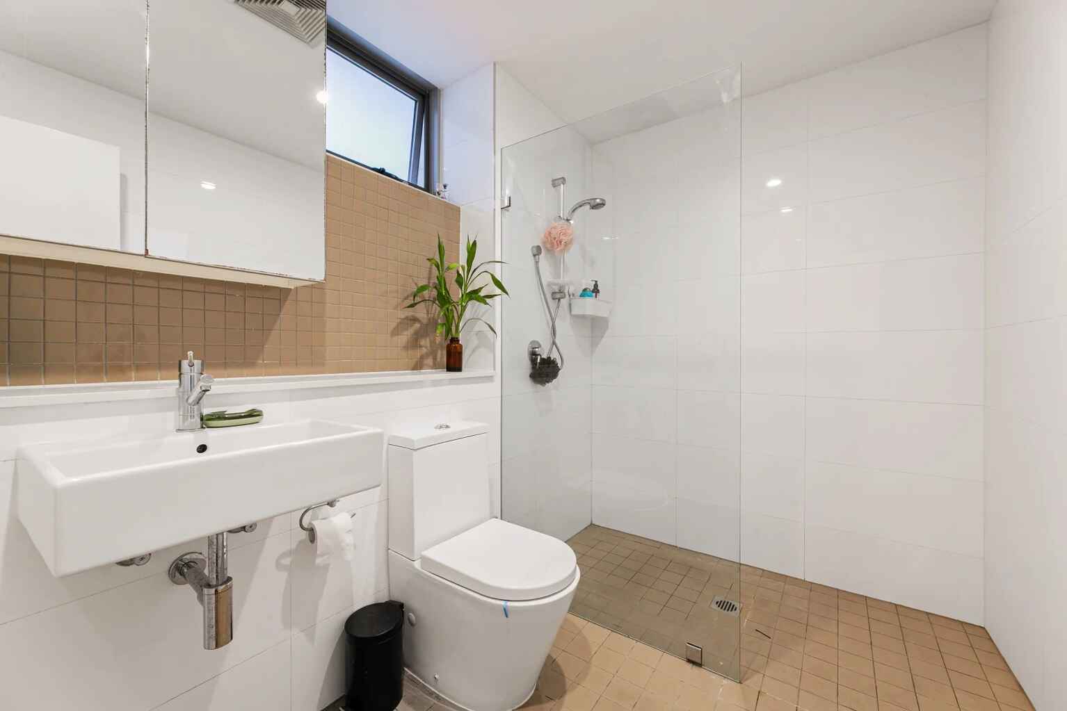 204D/359 Illawarra Road  Marrickville