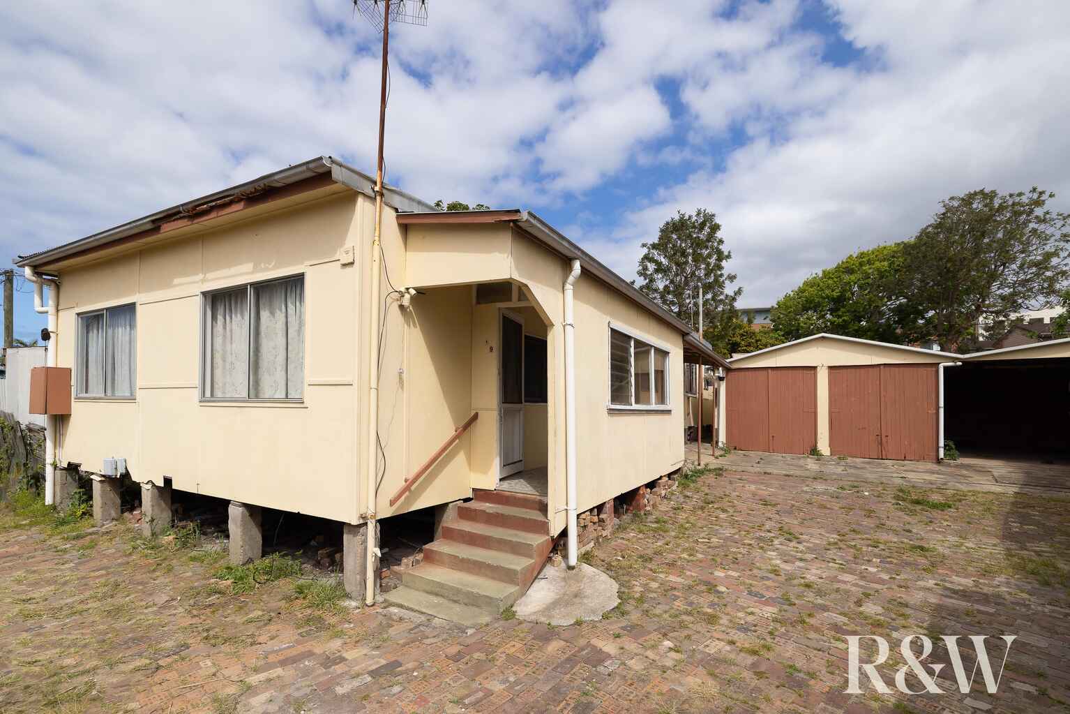 9A Gosford Avenue The Entrance