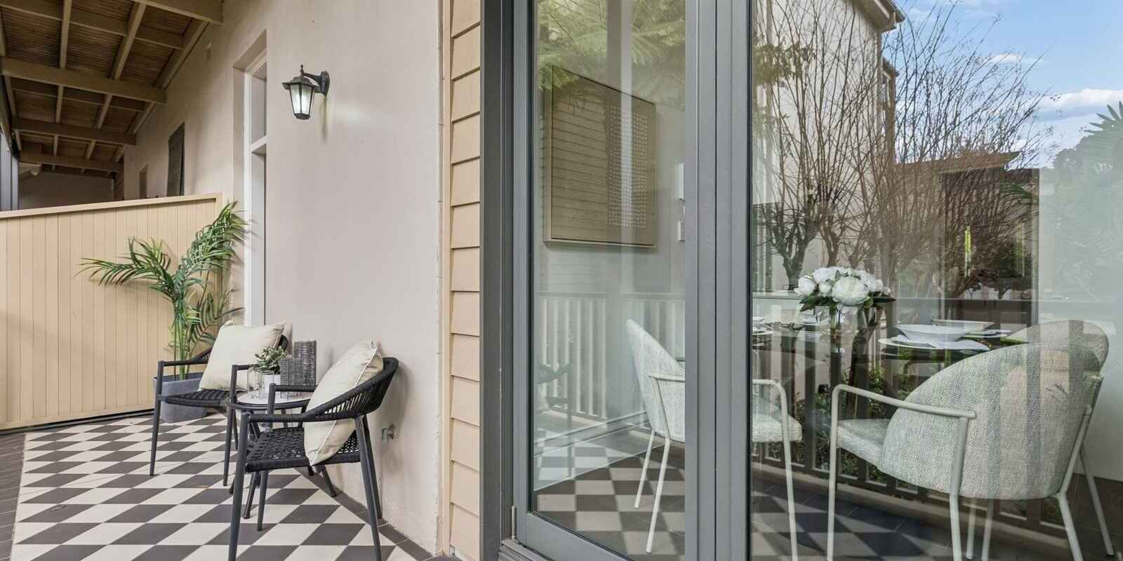 28/12 Leicester Street Marrickville