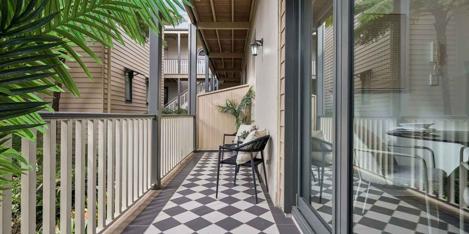 28/12 Leicester Street Marrickville