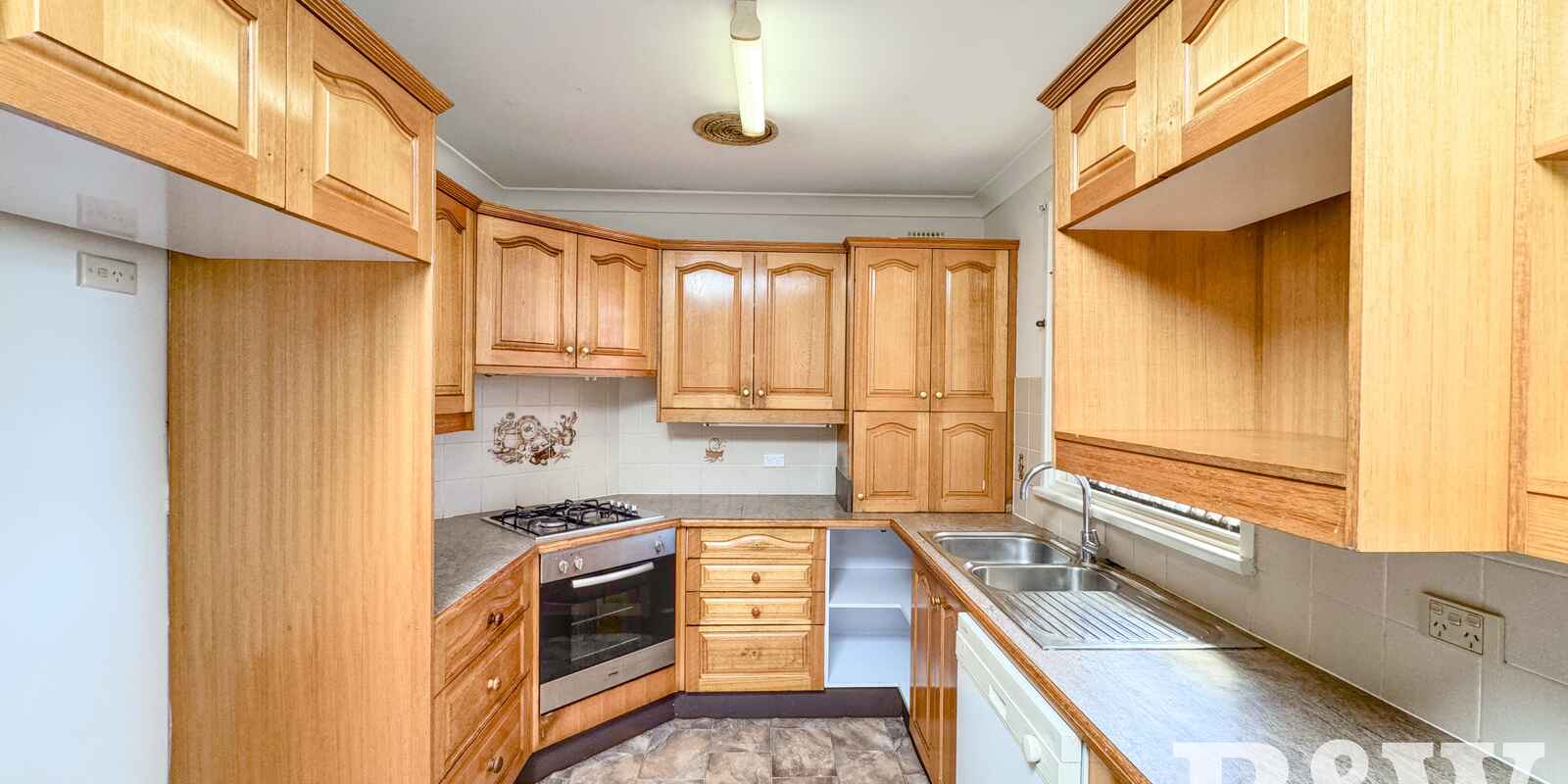 32A Gleeson Avenue Condell Park
