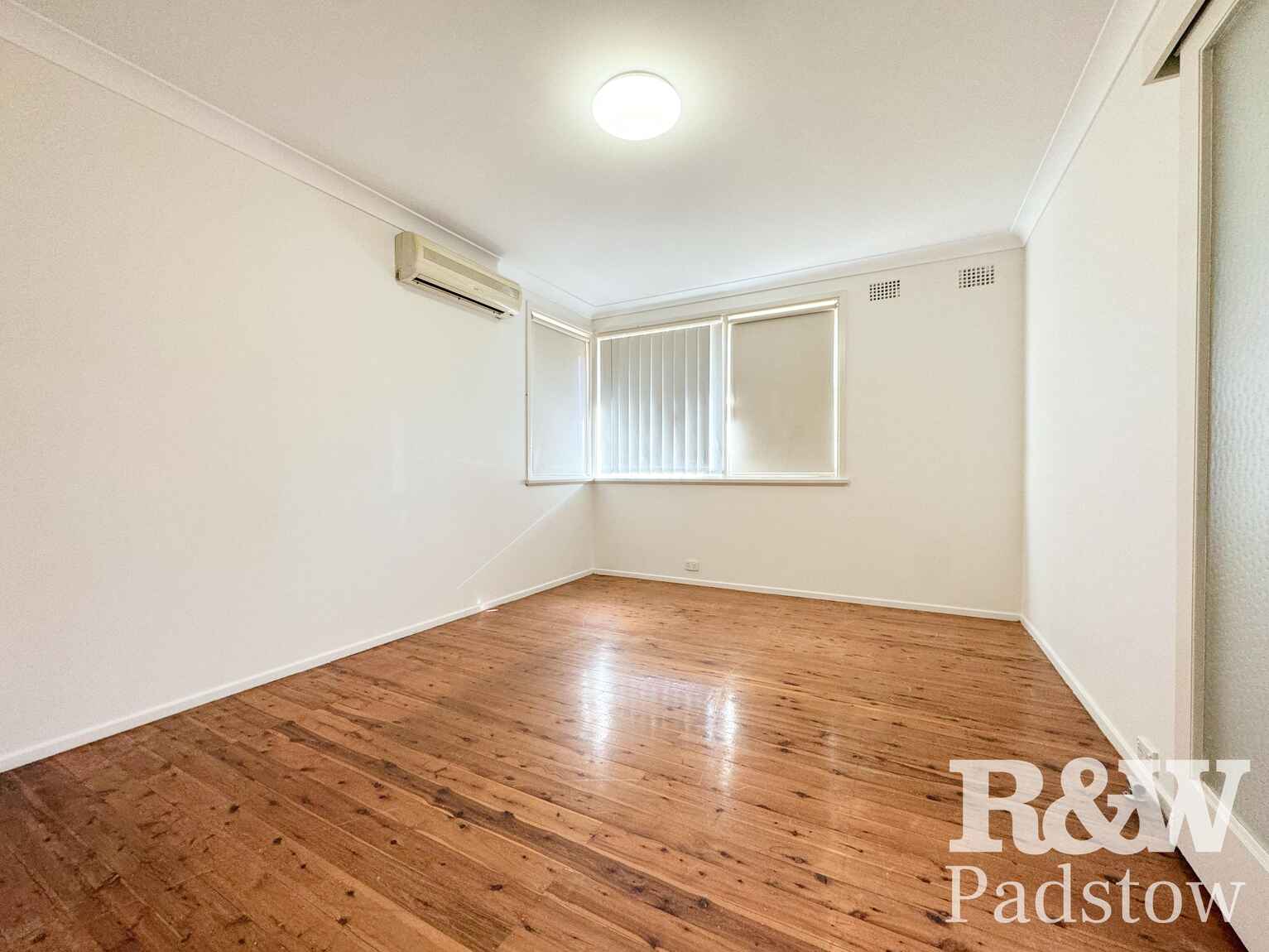 32A Gleeson Avenue Condell Park