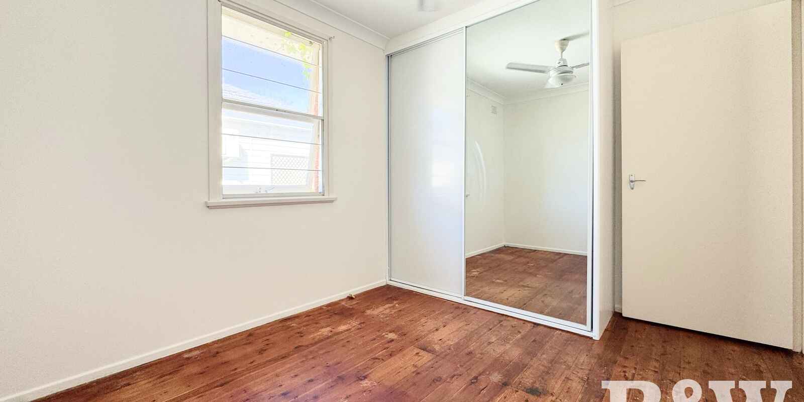 32A Gleeson Avenue Condell Park
