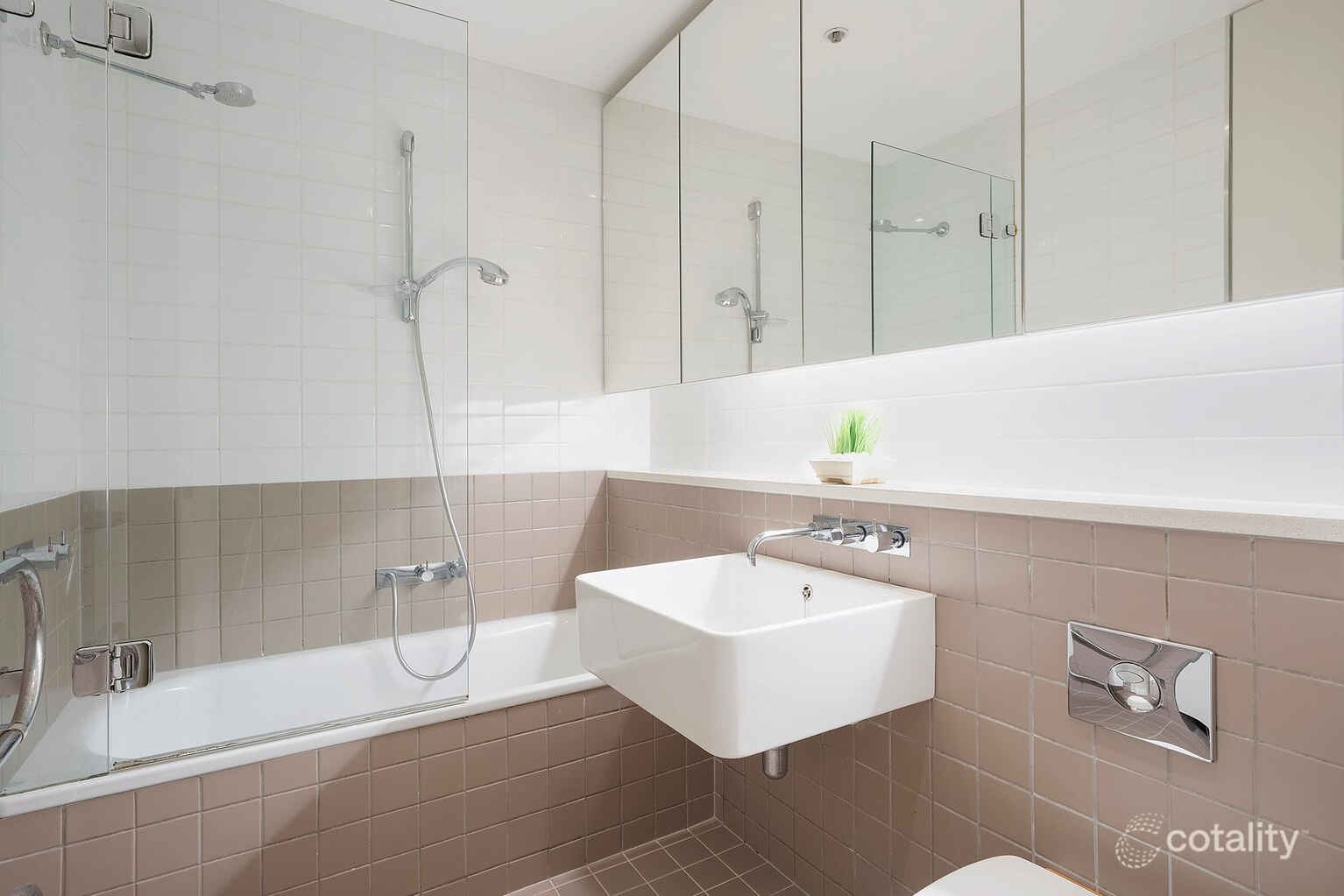 908/8 Glen St Milsons Point 908/8 Glen St Milsons Point