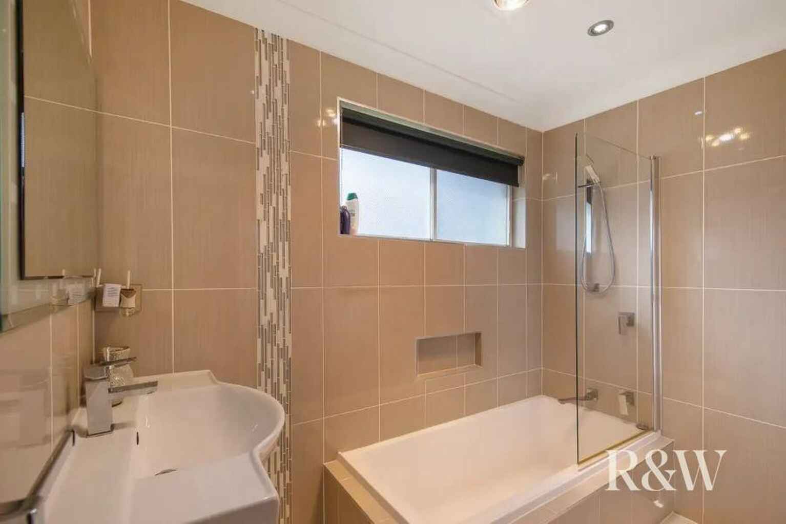 6 Summer Hill Place St Clair