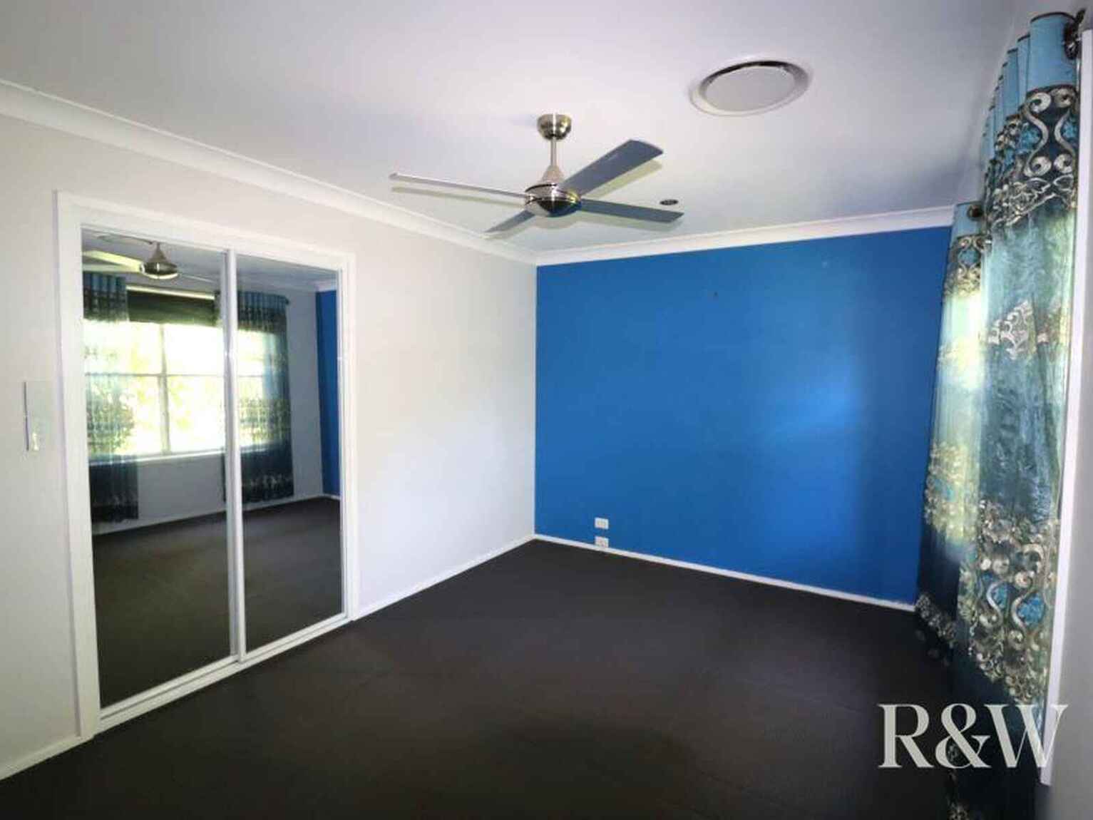 6 Summer Hill Place St Clair