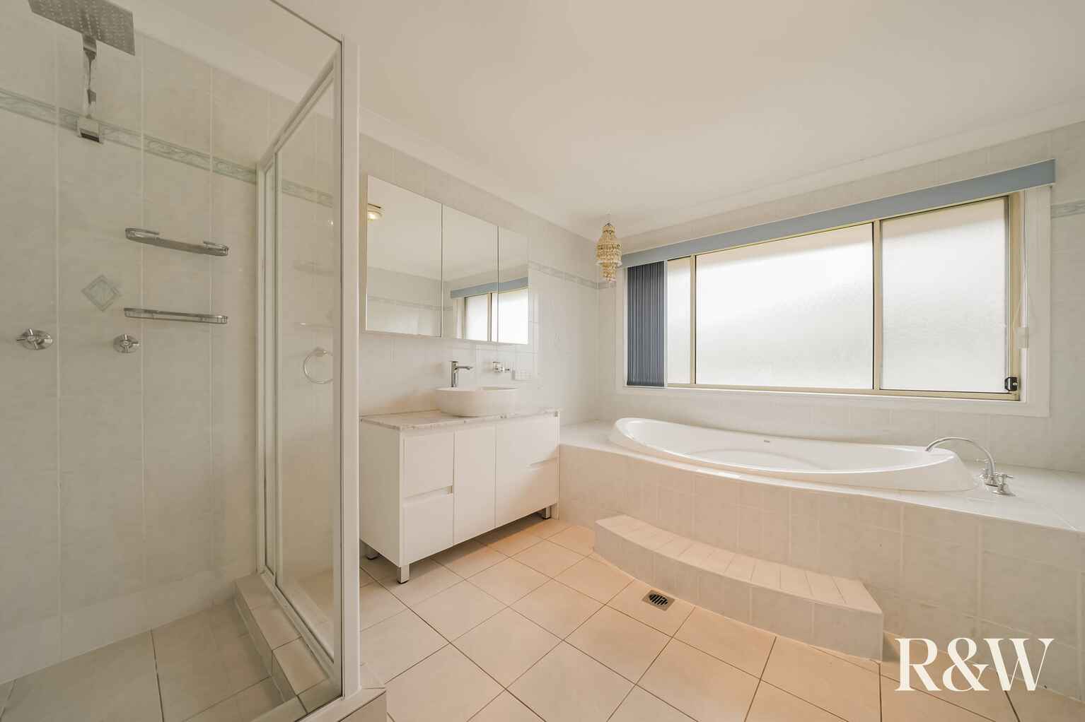 6 Forbes Way Macquarie Links 6 Forbes Way Macquarie Links