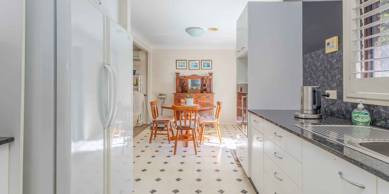 8 Waragil Street Blackheath