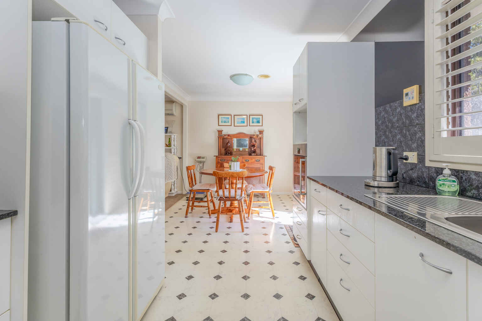 8 Waragil Street Blackheath
