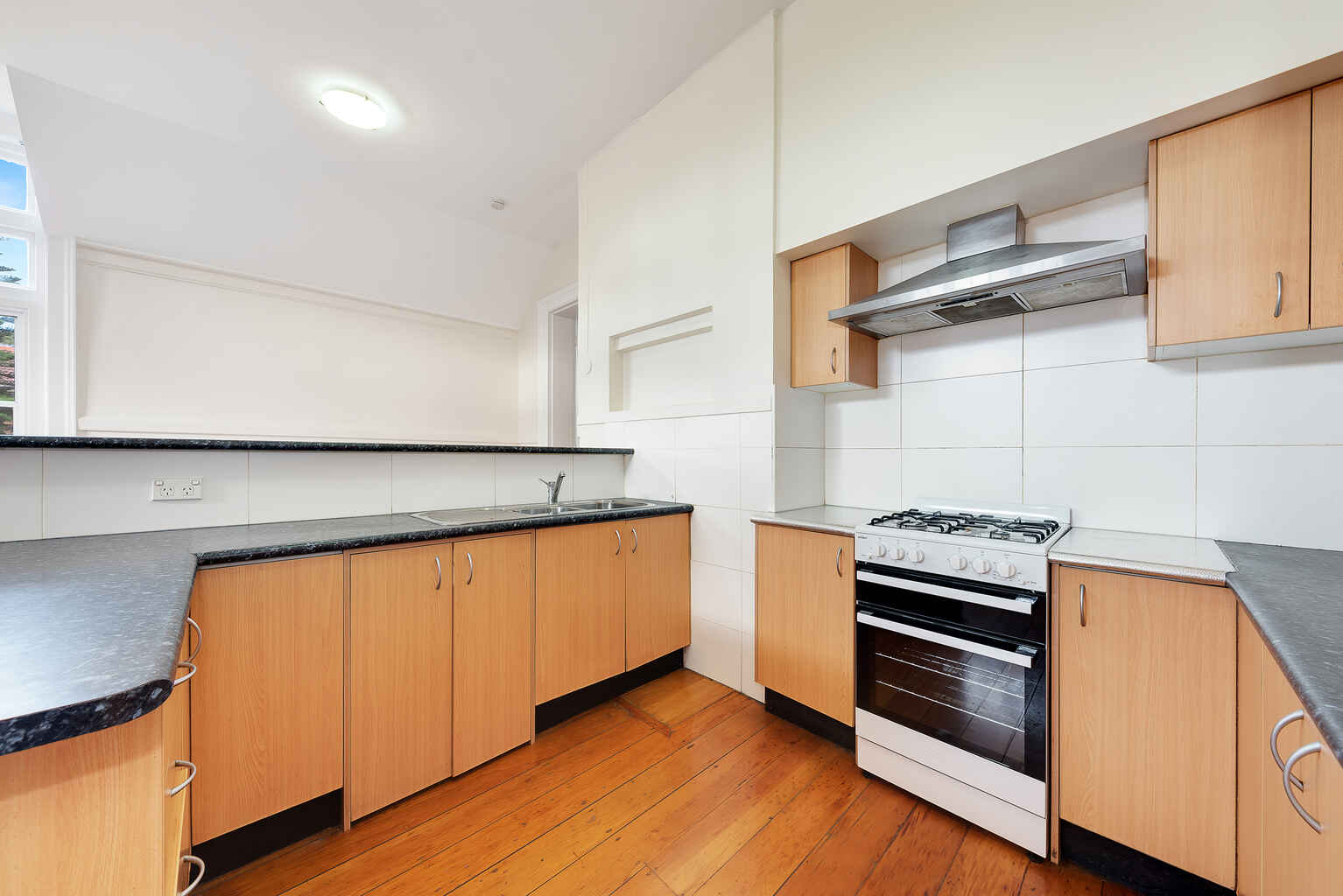 2/267 Mowbray Rd Chatswood