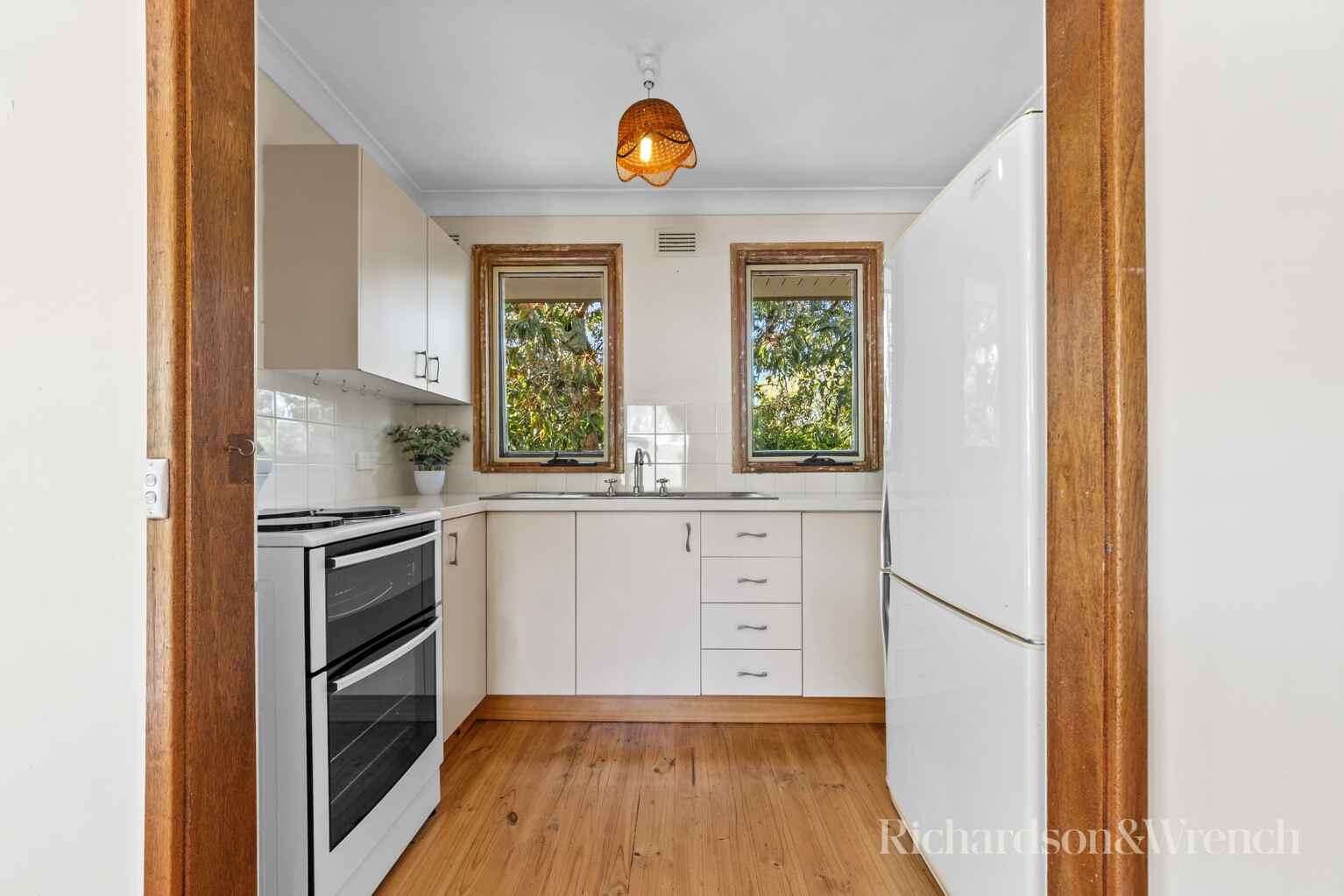 19 MacLeay Avenue Woy Woy 19 MacLeay Avenue Woy Woy