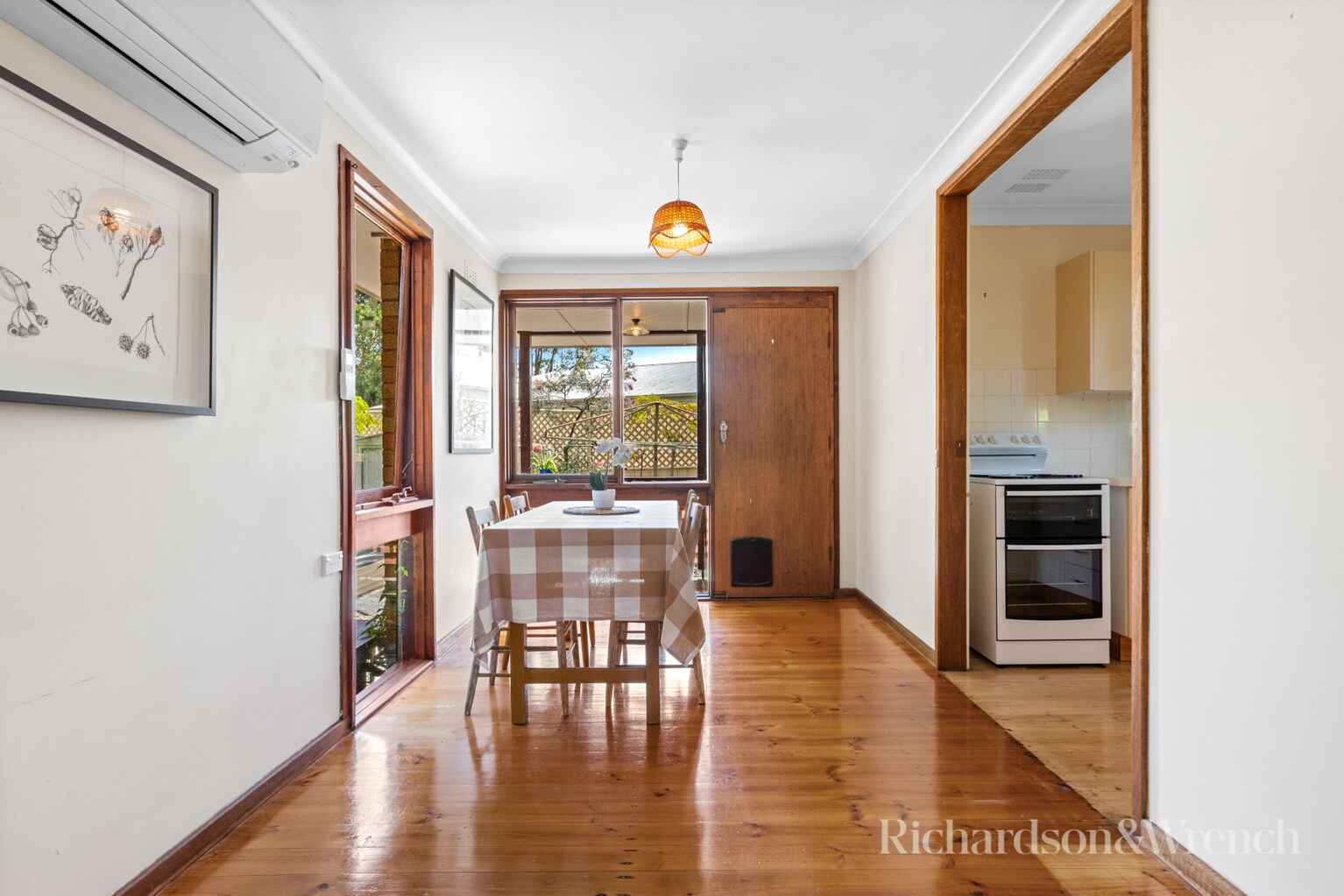 19 MacLeay Avenue Woy Woy 19 MacLeay Avenue Woy Woy
