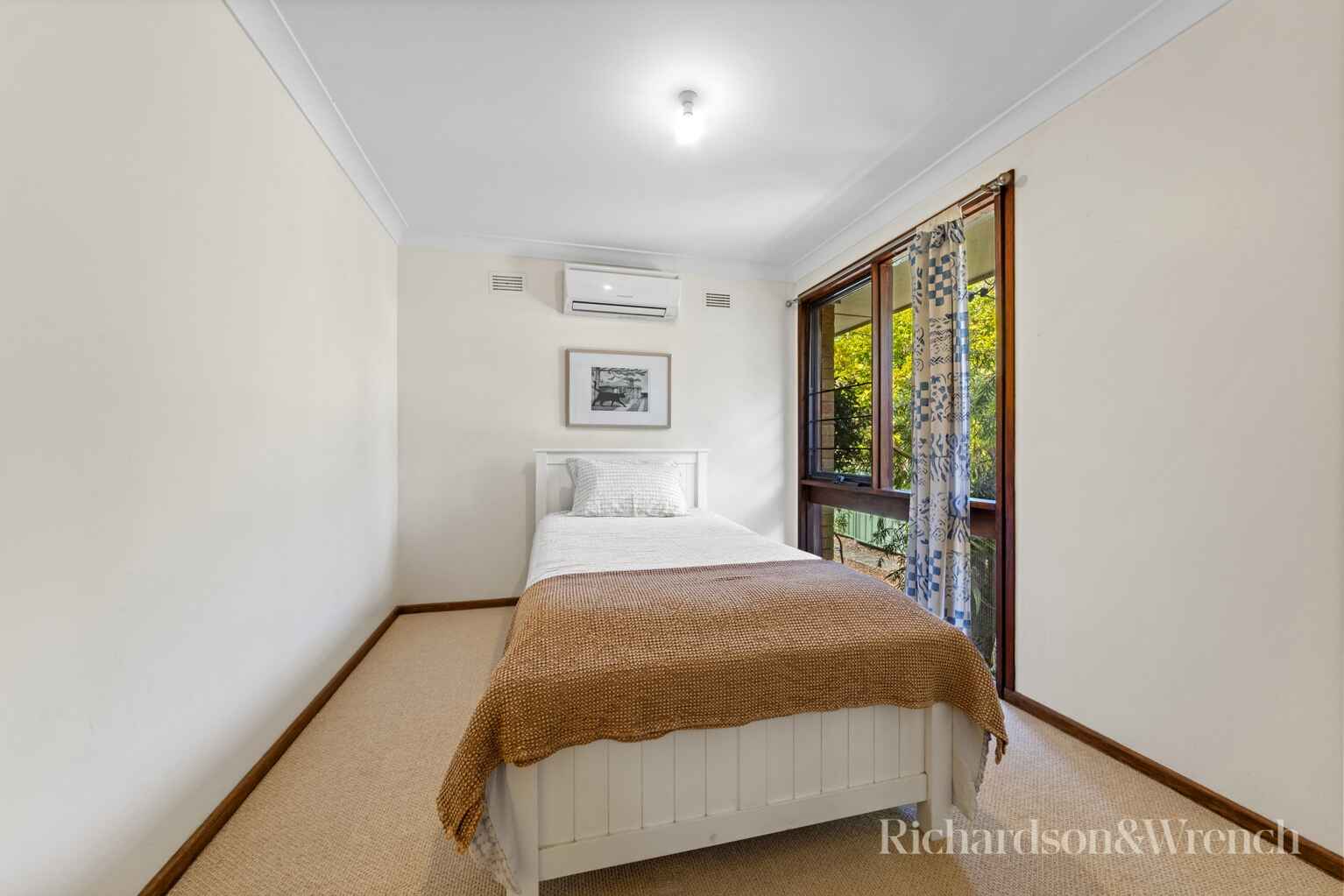 19 MacLeay Avenue Woy Woy 19 MacLeay Avenue Woy Woy