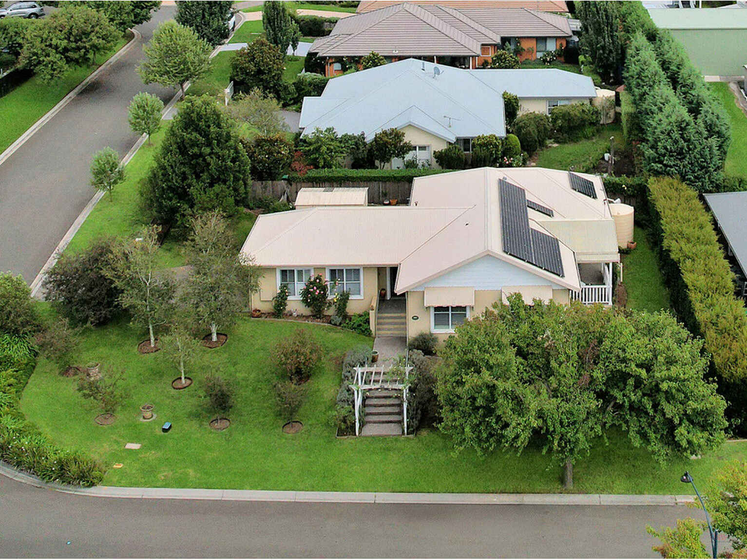 2 Lansdown Place Moss Vale 2 Lansdown Place Moss Vale