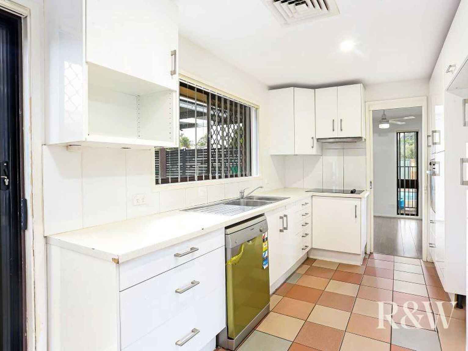 19 St Clair Avenue St Clair