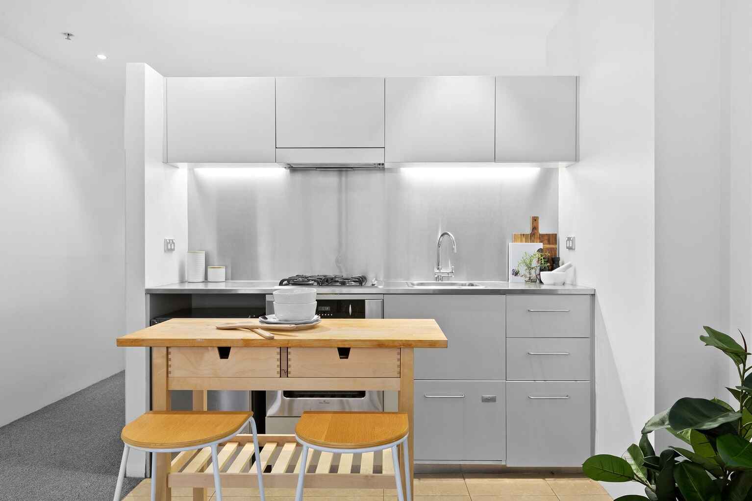 G10/2A Elizabeth Bay Road Potts Point