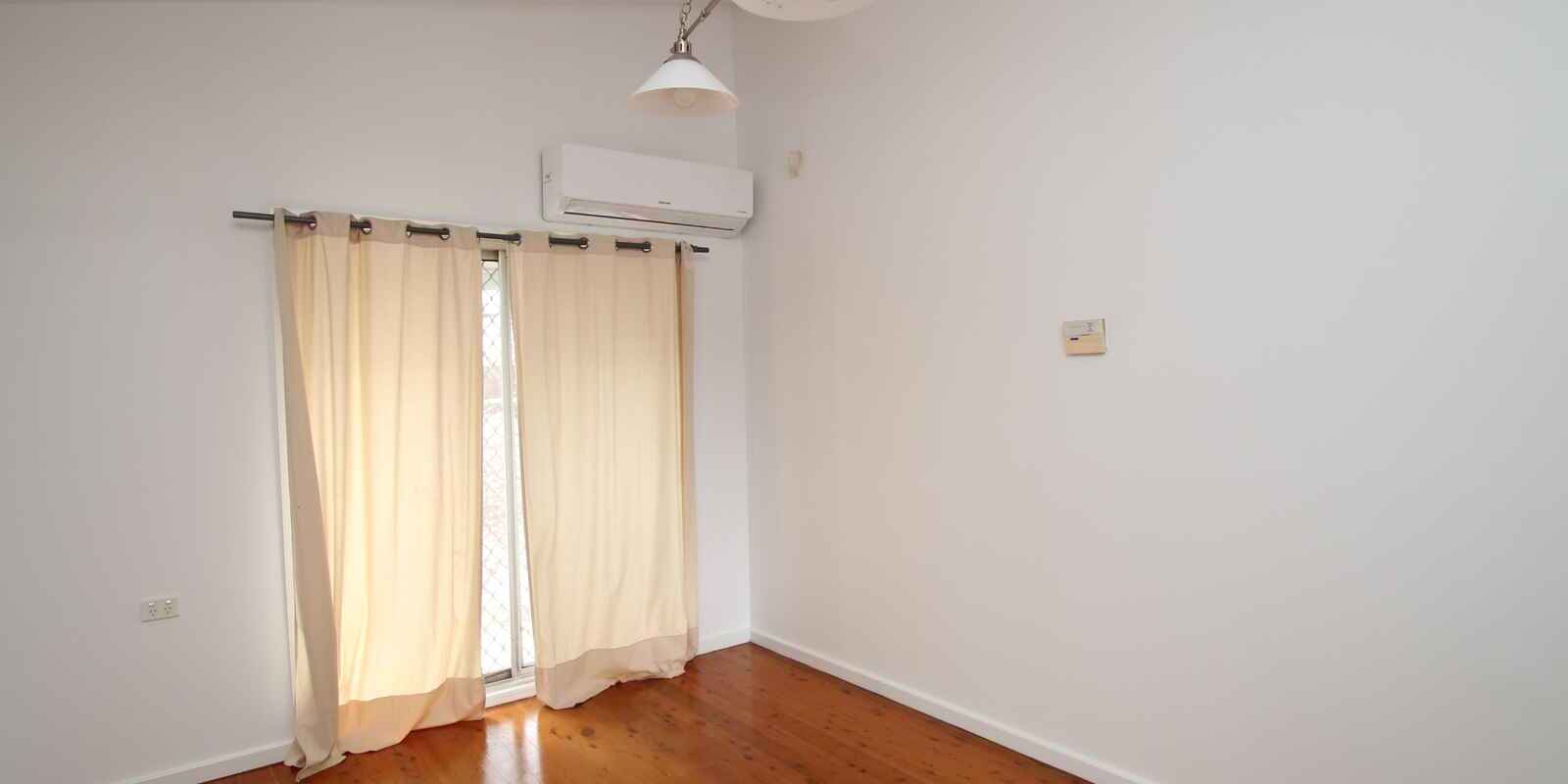 55 Cygnus Close Doonside