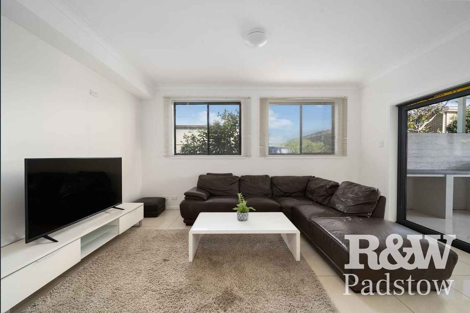 140A The River Road Revesby 140A The River Road Revesby