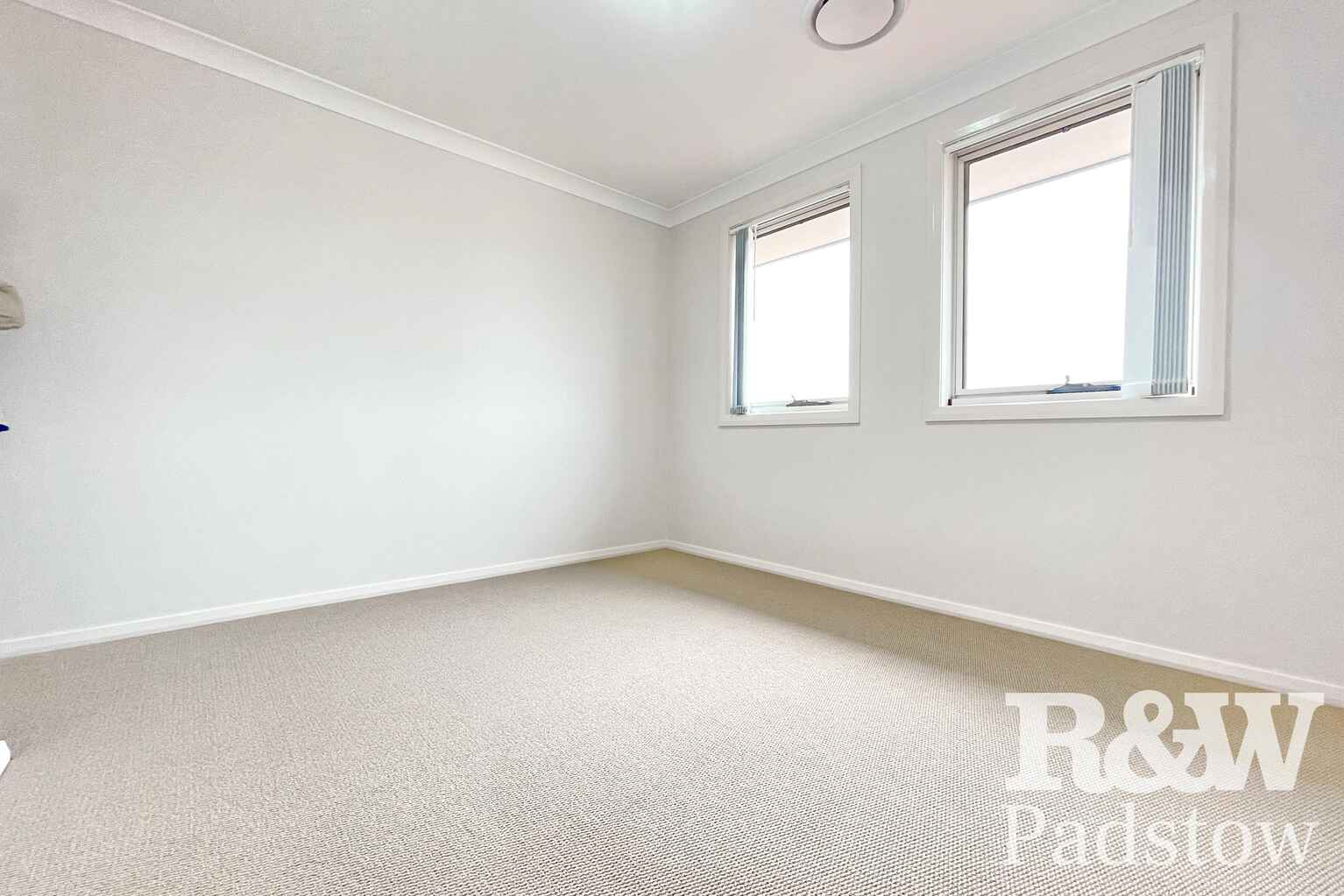 3 Scarlet Beach Street Bardia