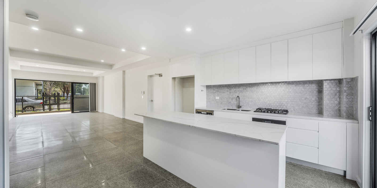 5/17 Wall Street Bonnyrigg 5/17 Wall Street Bonnyrigg
