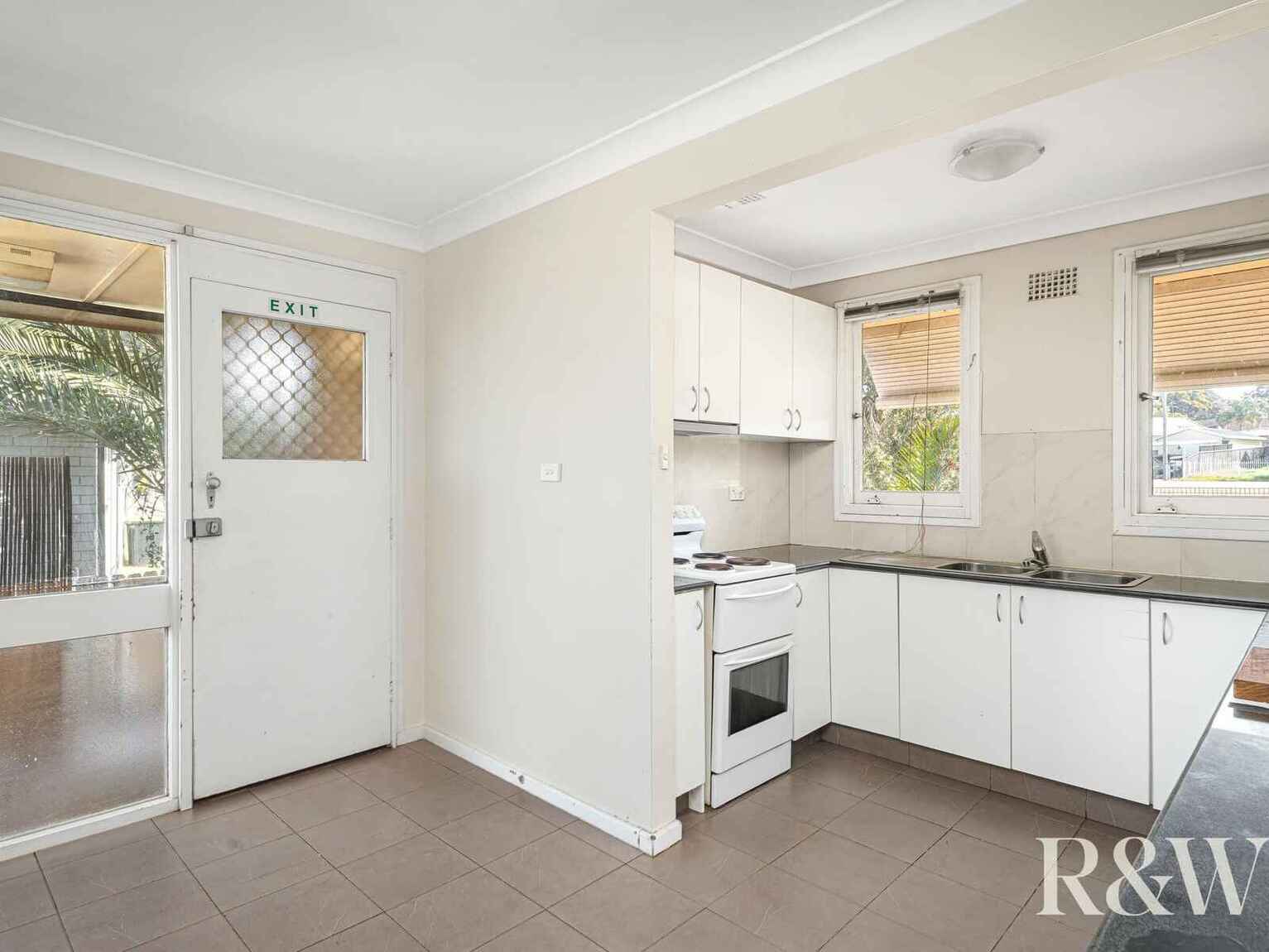 78 Captain Cook Drive Willmot 78 Captain Cook Drive Willmot