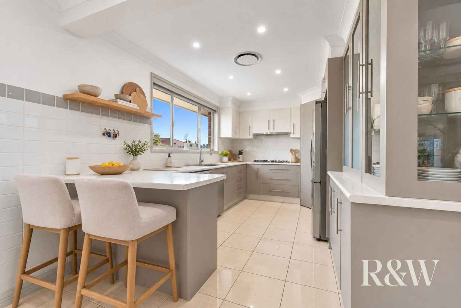 4 FRIGATE-BIRD AVENUE Hinchinbrook 4 FRIGATE-BIRD AVENUE Hinchinbrook
