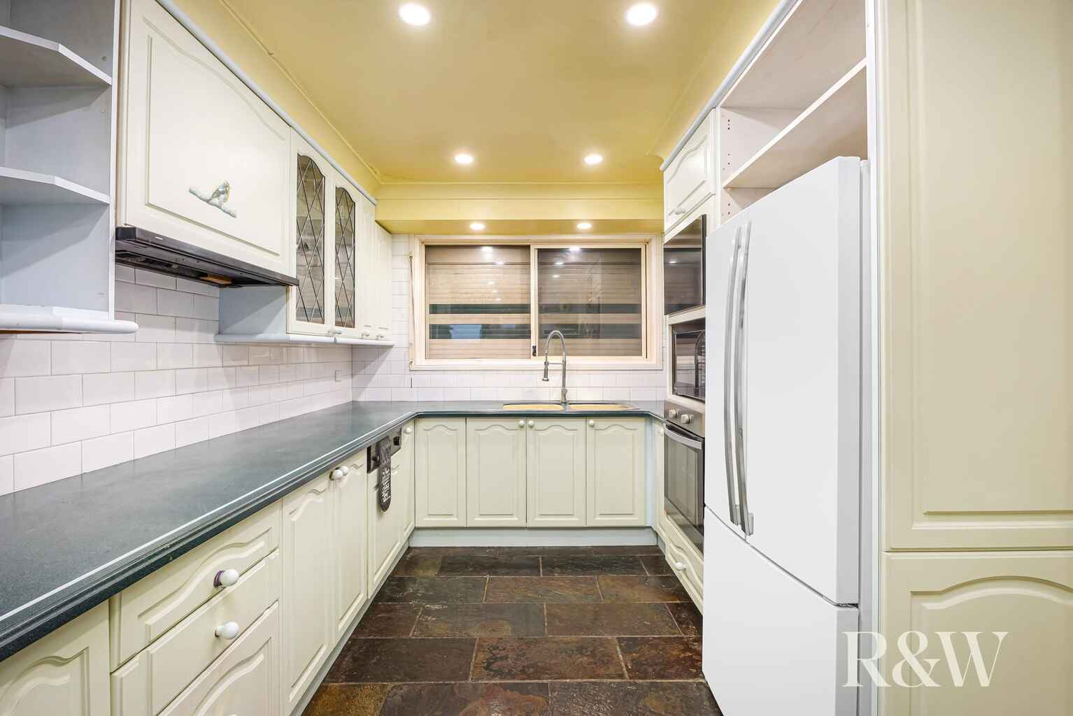 3 Underwood Road St Clair 3 Underwood Road St Clair