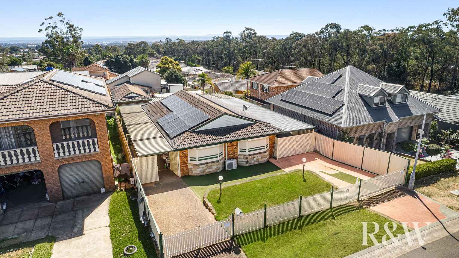 3 Underwood Road St Clair 3 Underwood Road St Clair