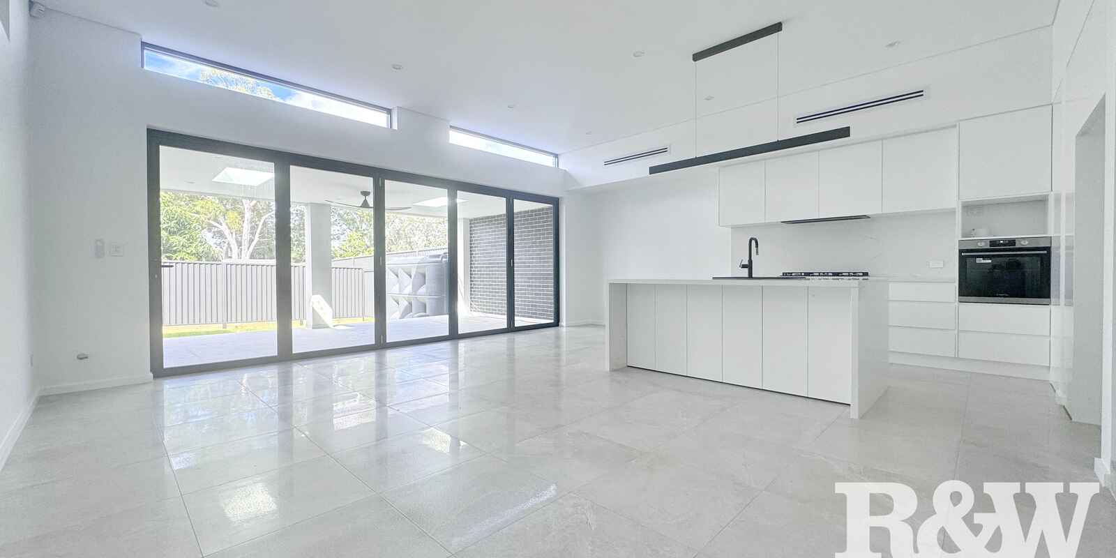 121 Tower Street Panania