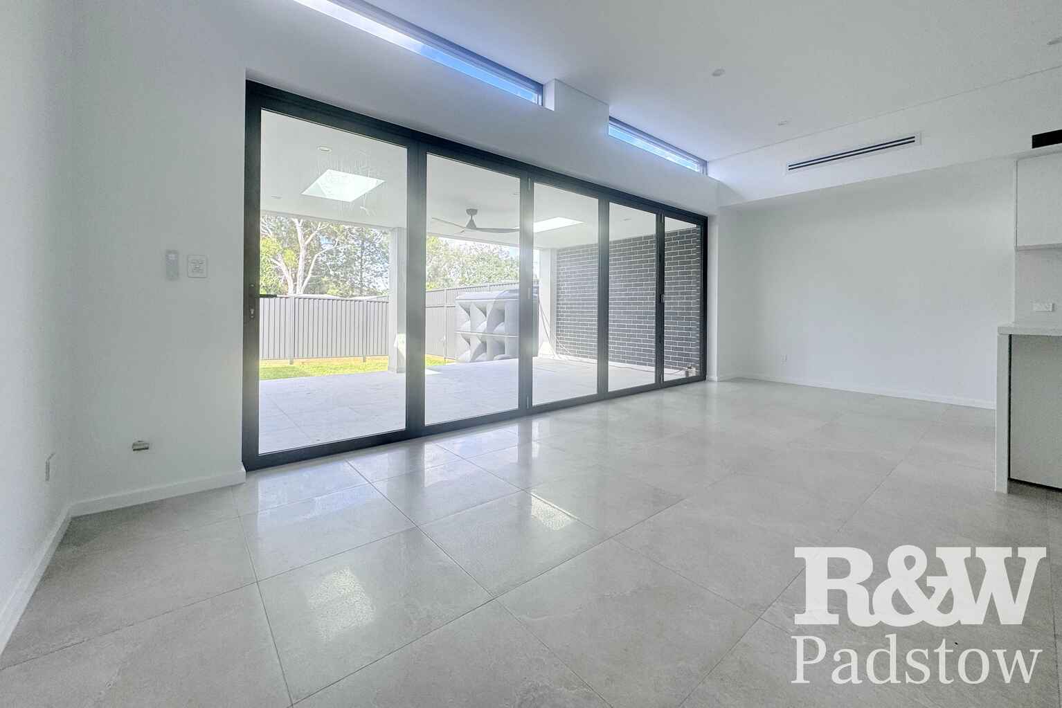 121 Tower Street Panania