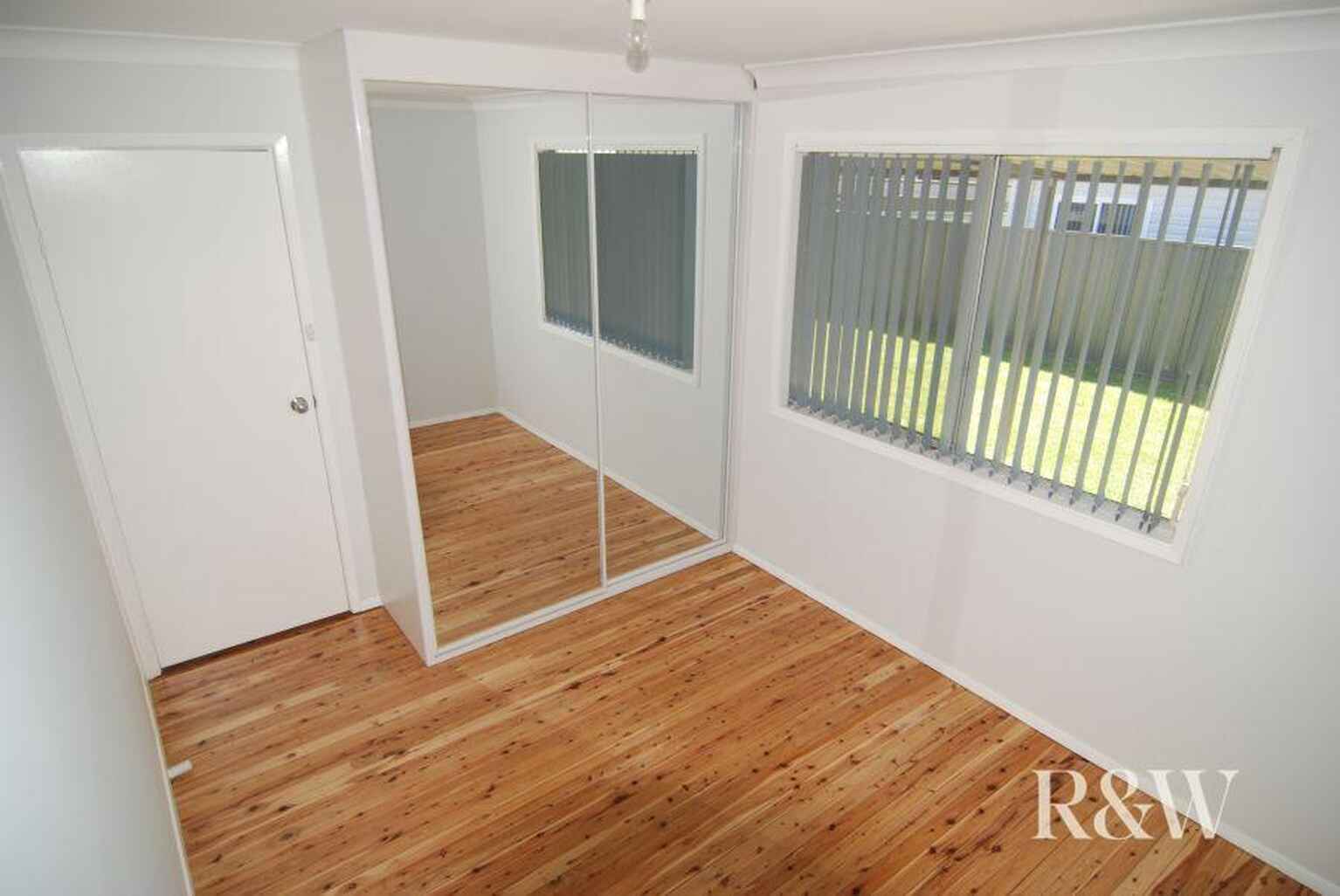 2 Maurice Street St Clair