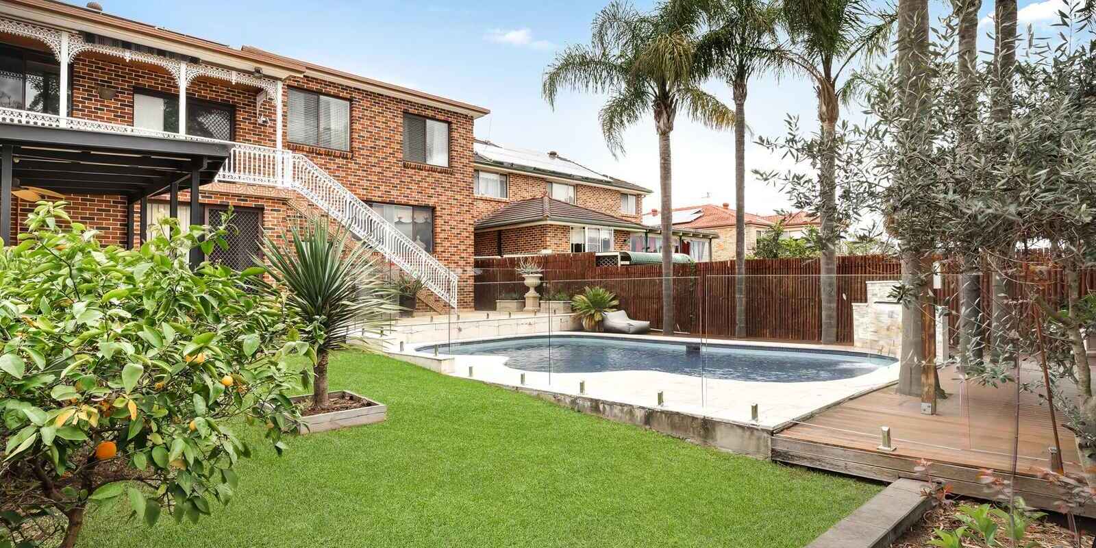 4 Nalong Street St Clair 4 Nalong Street St Clair