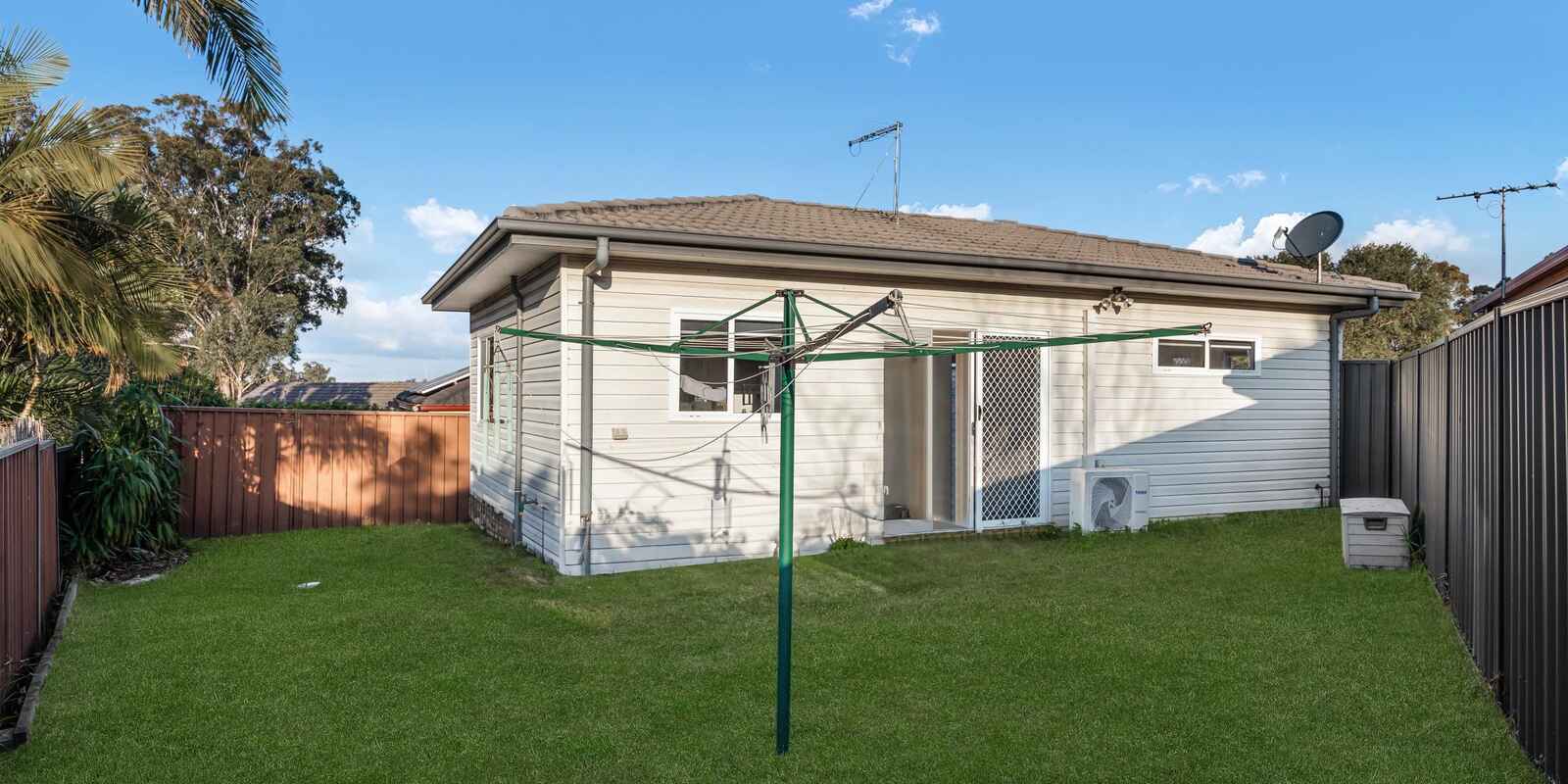 4 & 4A Neenan Place Erskine Park